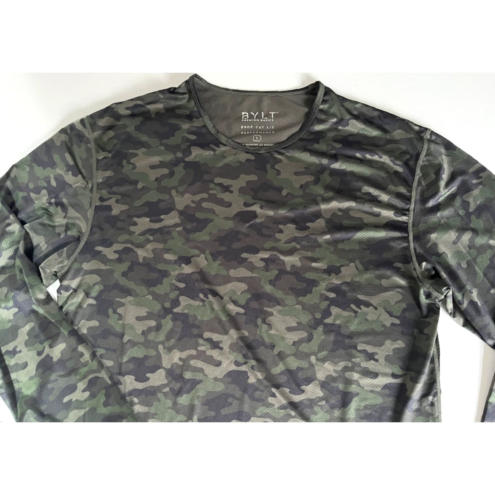 Vintage BYLT Men's Drop Cut Long Sleeve Performance Camo Tee Sz L Size US M / EU 48-50 / 2 - 4 Thumbnail