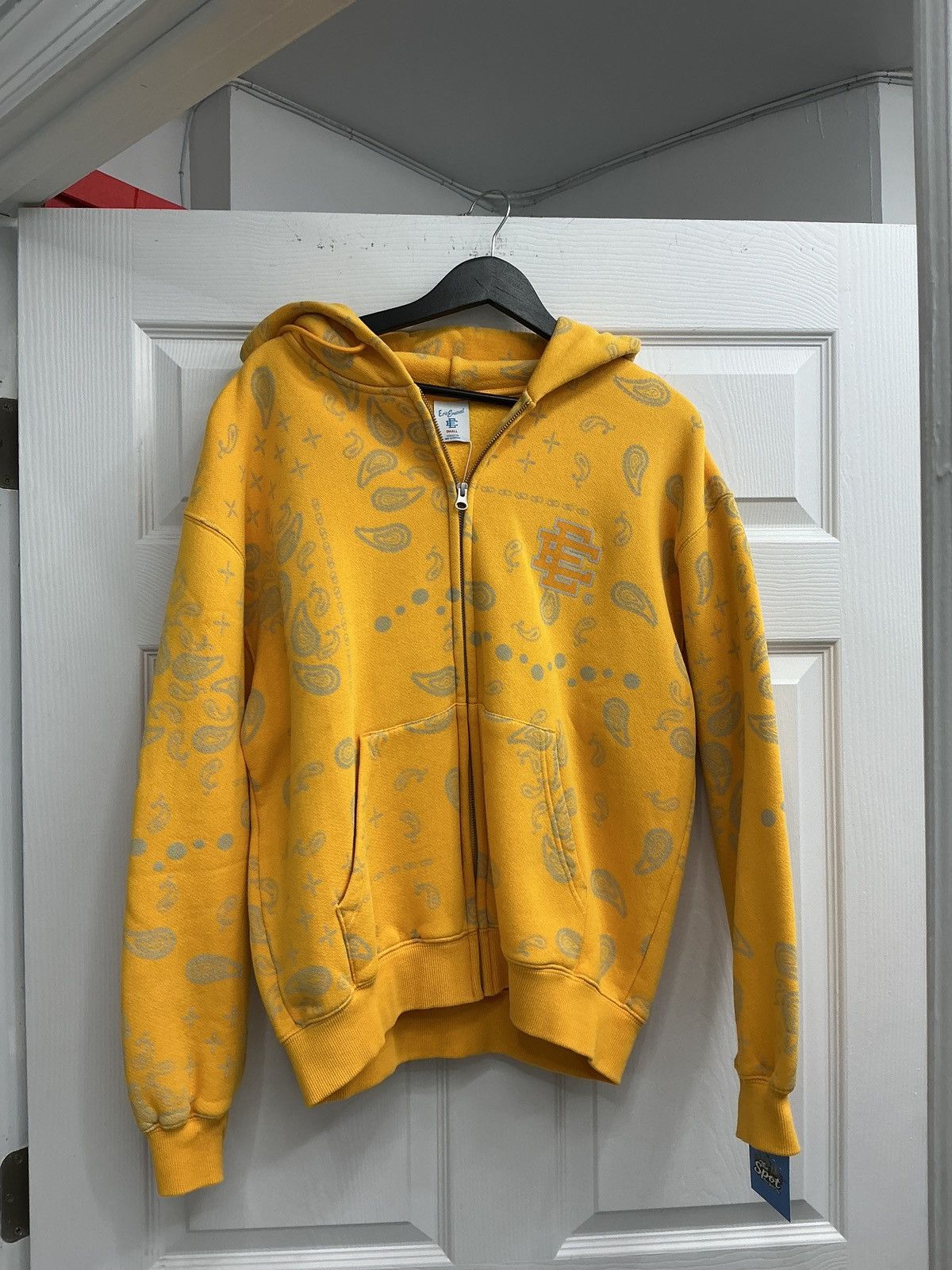 Eric Emanuel Eric Emanuel EE Zip-up (SS25) Yellow Paisley Size US S / EU 44-46 / 1 - 1 Thumbnail