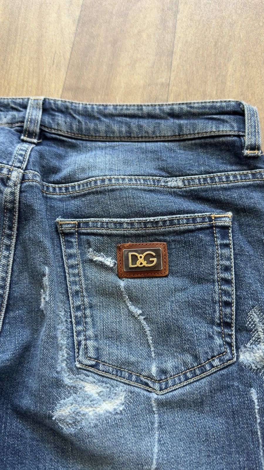 Dolce & Gabbana Dolce & Gabbana Y2K Archive Distressed Wash Denim Jeans Size 28" / US 6 / IT 42 - 13 Thumbnail