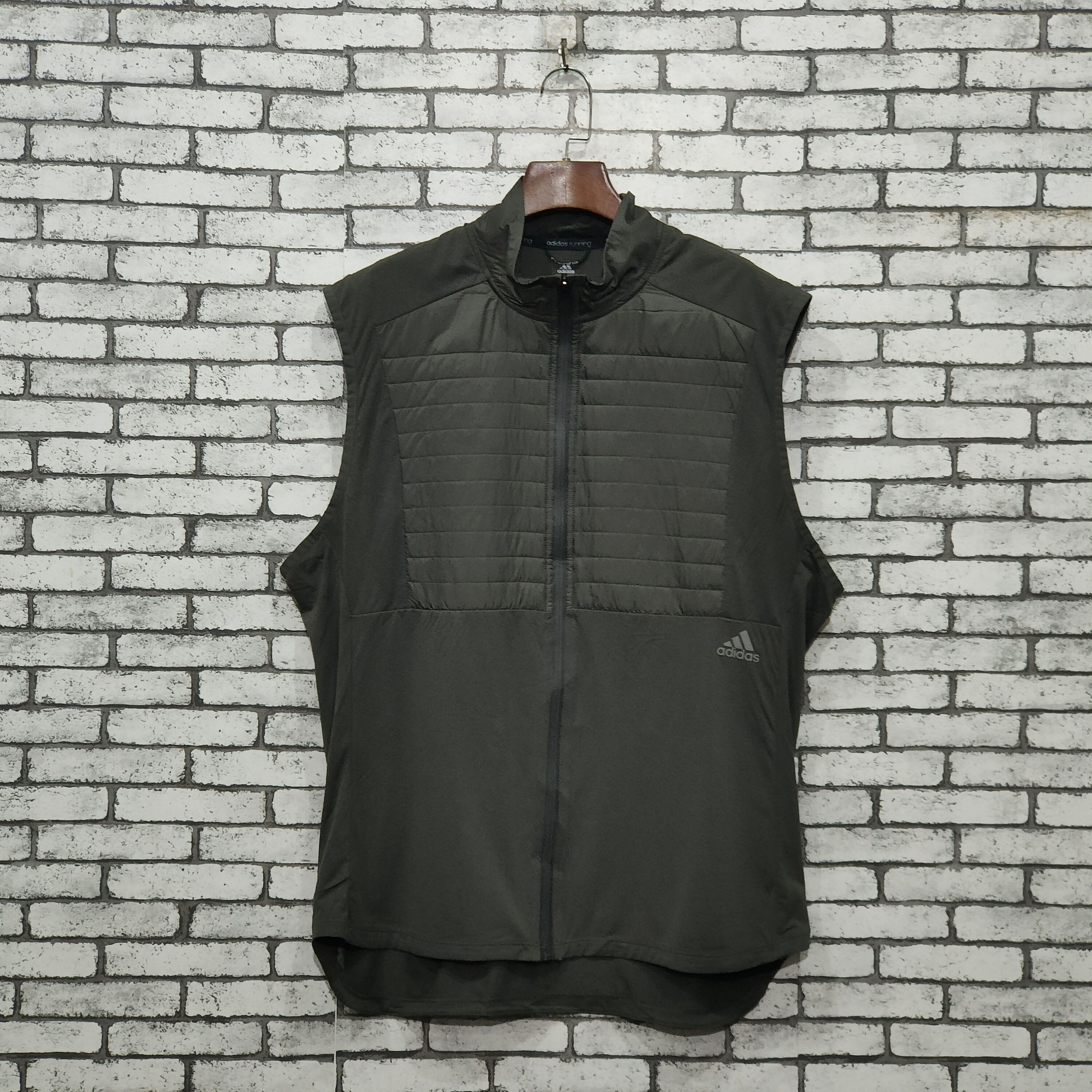 Adidas 🔥ADIDAS RUNNING Vest Size US L / EU 52-54 / 3 - 1 Thumbnail