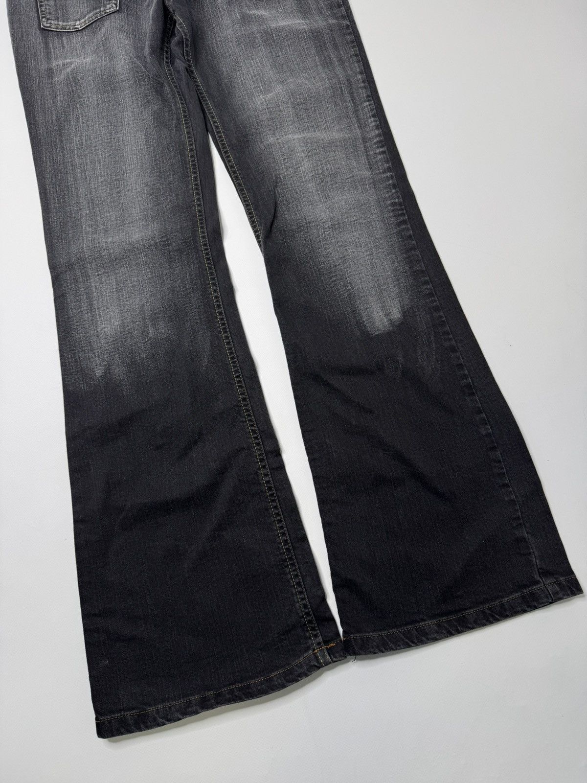 Vintage Vintage avant garde black flared jeans bootcut swag sk8 drip Size 32" / US 10 / IT 46 - 4 Thumbnail