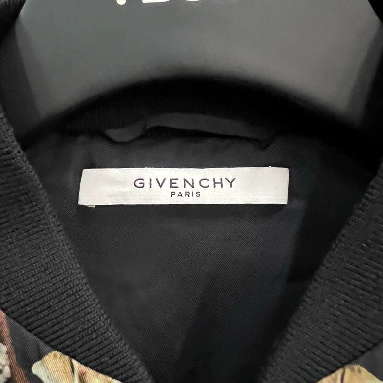 Givenchy Givenchy Crystal Beaded Full Star Floral Jacket Size US S / EU 44-46 / 1 - 4 Thumbnail