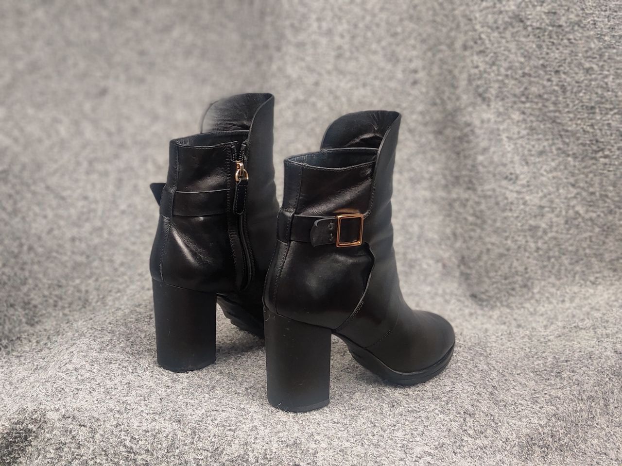 Tod's Tod's Design elegant black leather ankle Zip Boots Shoes Size US 7.5 / IT 37.5 - 11 Thumbnail