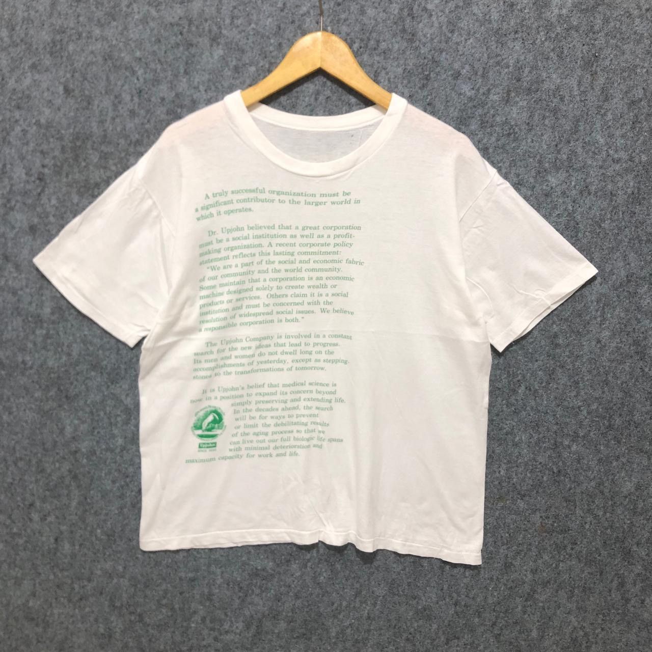 Vintage Vintage 90s Upjohn Friable Pills T-Shirt Size US L / EU 52-54 / 3 - 1 Thumbnail