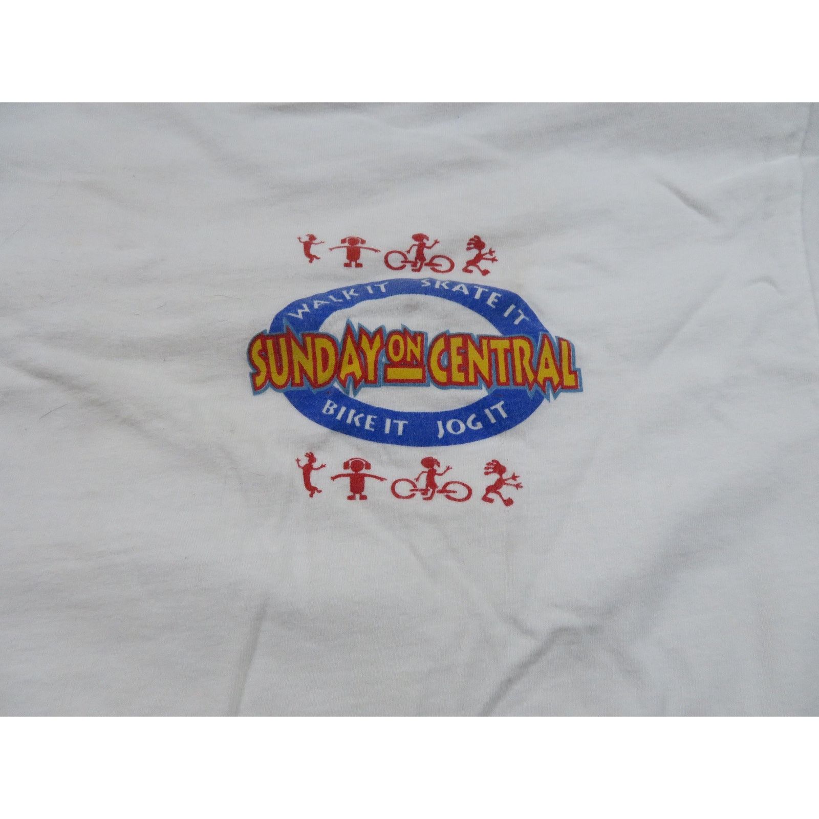 Hanes Sunday on Central Double Sided Graphic White T-shirt XL 90s Size US XL / EU 56 / 4 - 2 Thumbnail