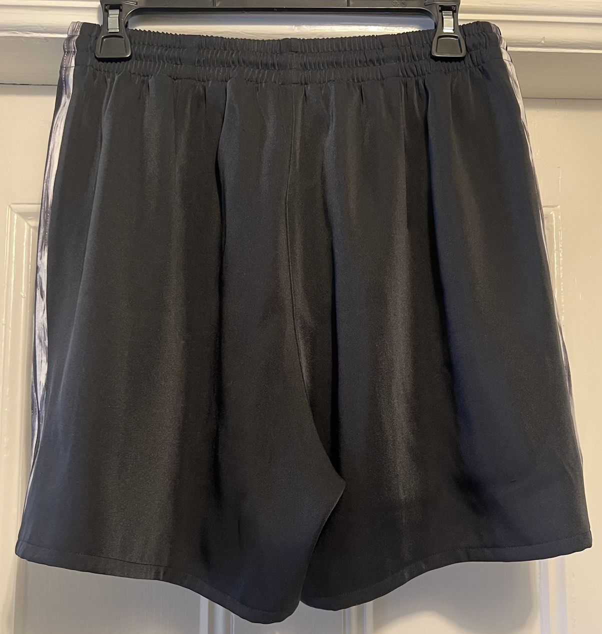 Adidas Authentic Adidas Danielle Cathari three stripes black shorts Size 32" / US 10 / IT 46 - 5 Thumbnail