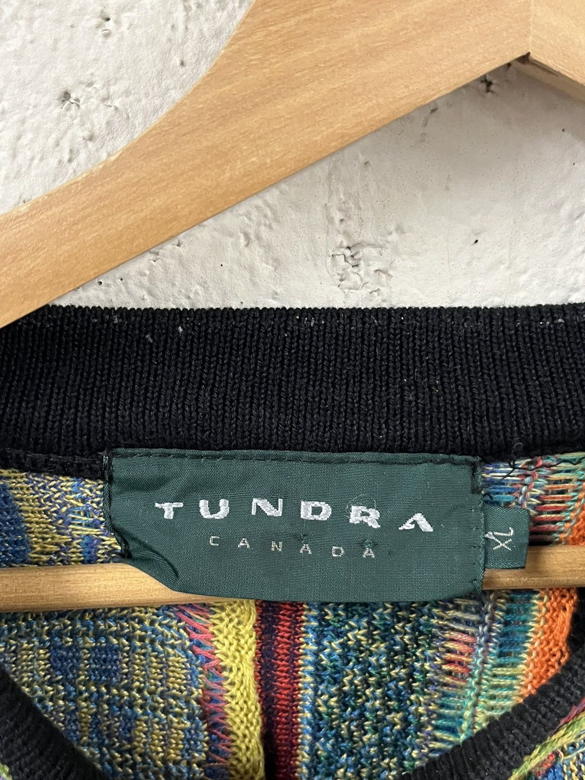 Coogi Coogi style tundra 3d knit sweater rare streetwear hype Size US XL / EU 56 / 4 - 7 Thumbnail