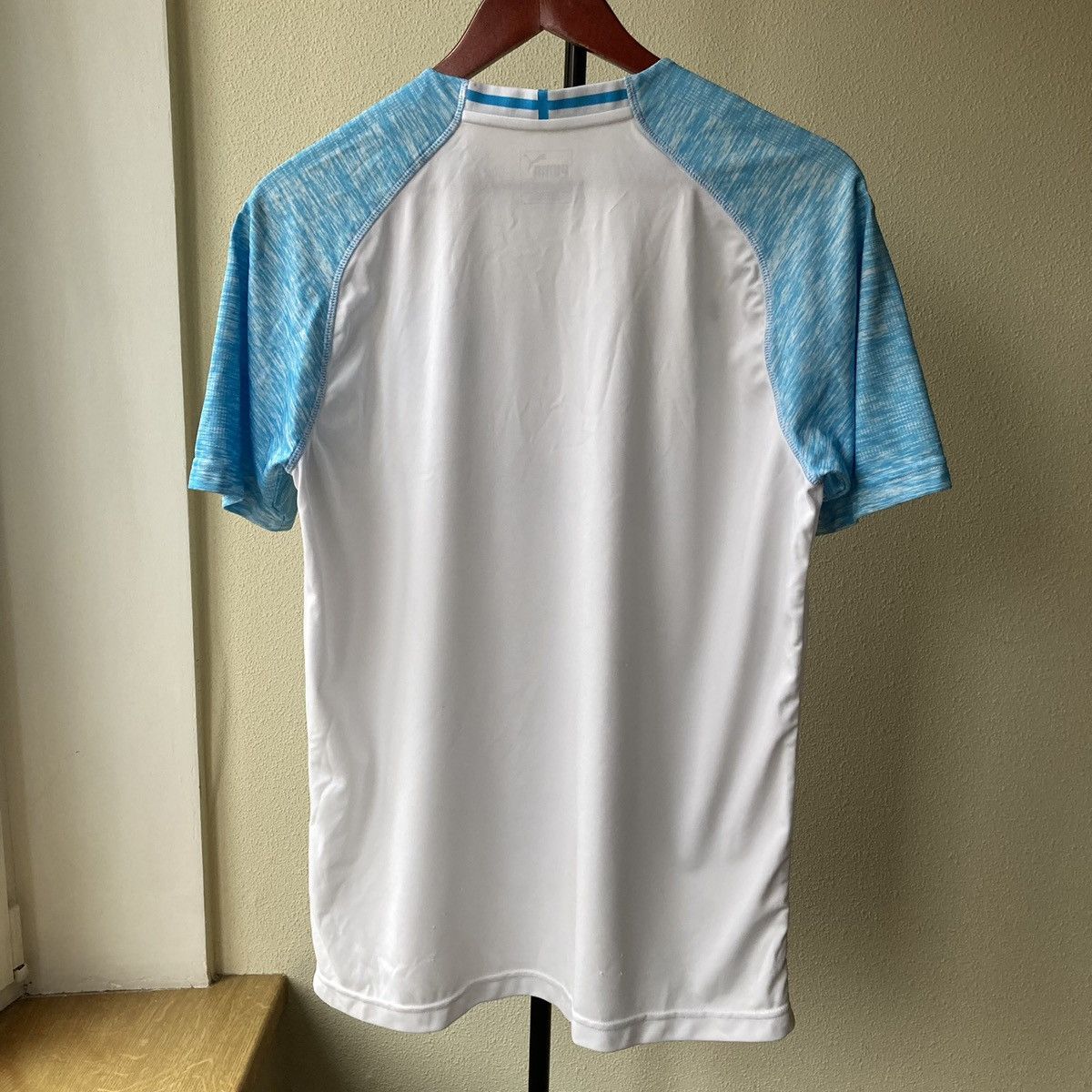 Vintage Olympique De Marseille Puma 2018 Jersey Blockore Style Y2k Size US L / EU 52-54 / 3 - 8 Thumbnail