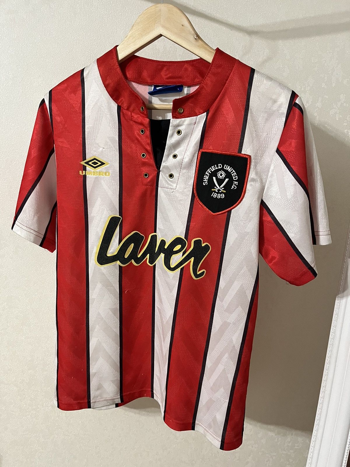 Other Umbro Sheffield United 92/94 Home Jersey Size US S / EU 44-46 / 1 - 1 Thumbnail