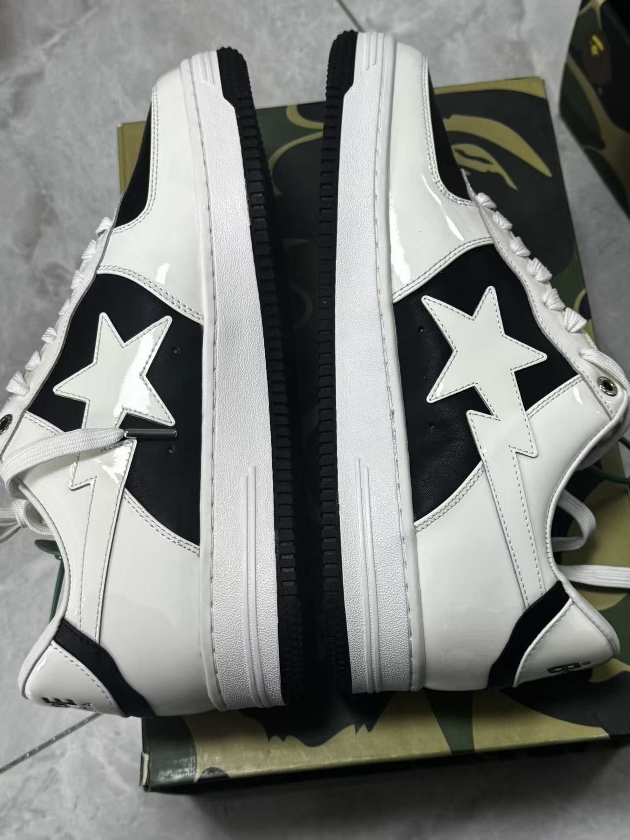 Bape Bape Low-Top Sneakers Size US 12 / EU 45 - 3 Thumbnail
