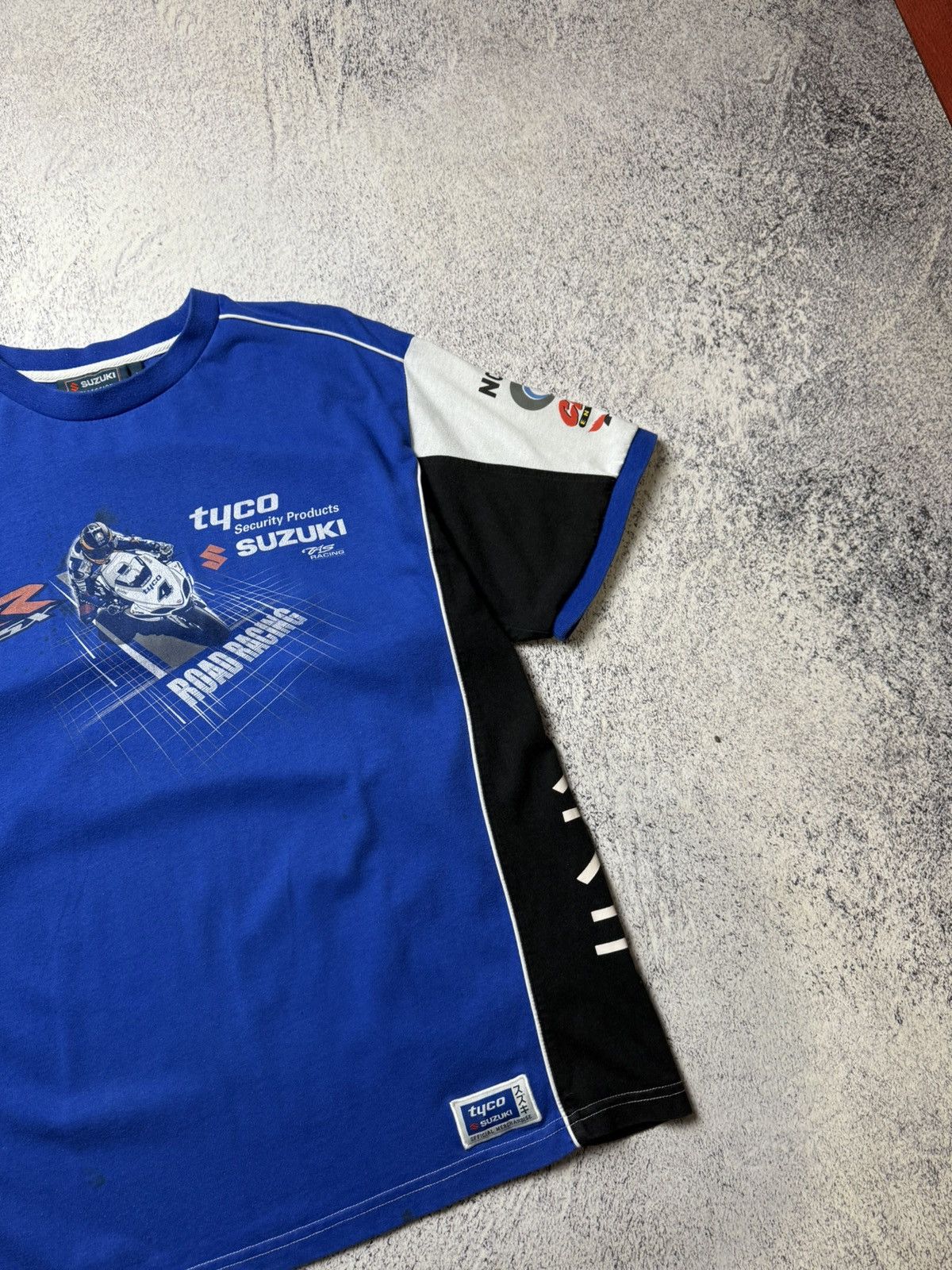Vintage Vintage Suzuki Racing RGSX T Shirt Size US L / EU 52-54 / 3 - 4 Thumbnail