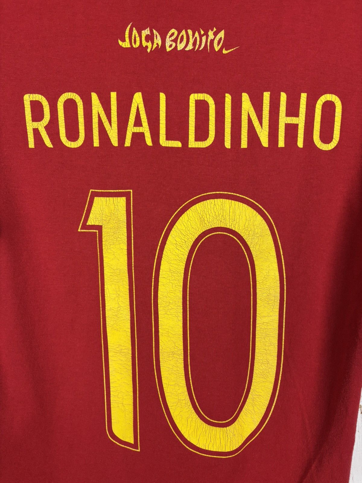 Nike Vintage Nike Barca Paris 2006 Ronaldinho #10 T-Shirt Red S Size US S / EU 44-46 / 1 - 6 Thumbnail