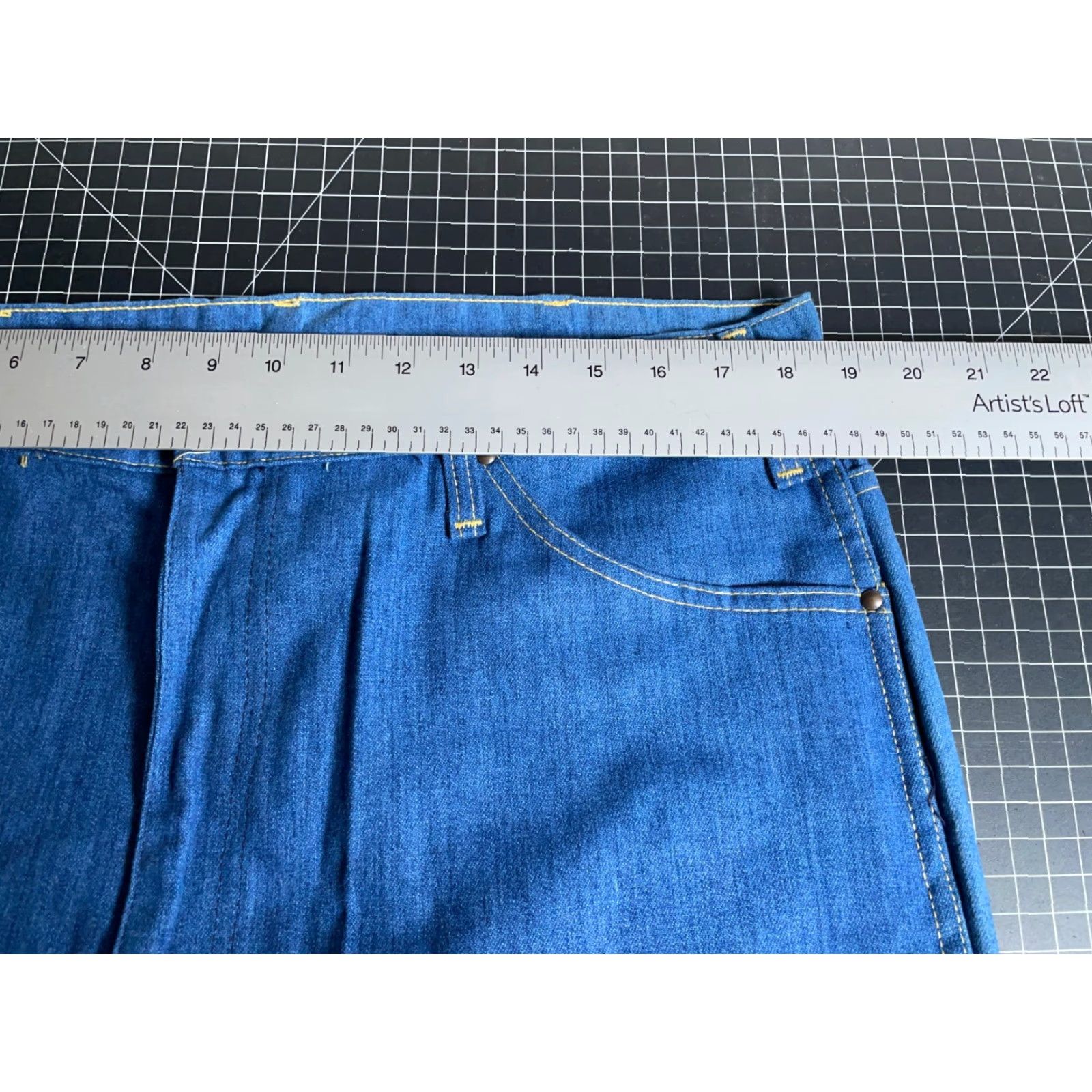 Vintage VINTAGE Challenger Jeans Women's 70s Flared Denim 37 x 28 Blue Cotton Blend Unworn 38/30 Tag Mens Womens Boys Girls Size 26" / US 2 / IT 38 - 5 Thumbnail