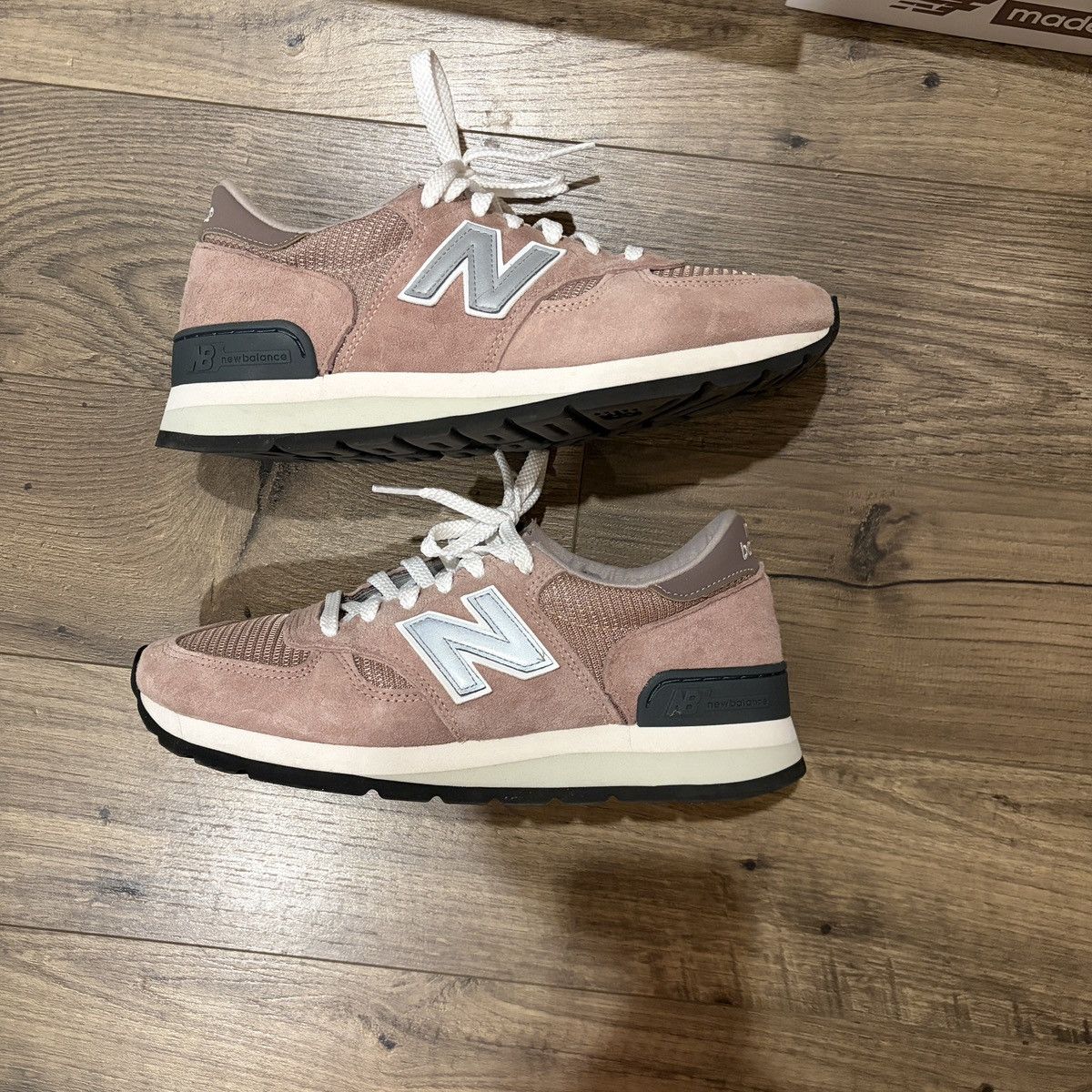 Kith × New Balance Kith New Balance 990v1 Dusty Rose Size US 8 / EU 41 - 8 Thumbnail