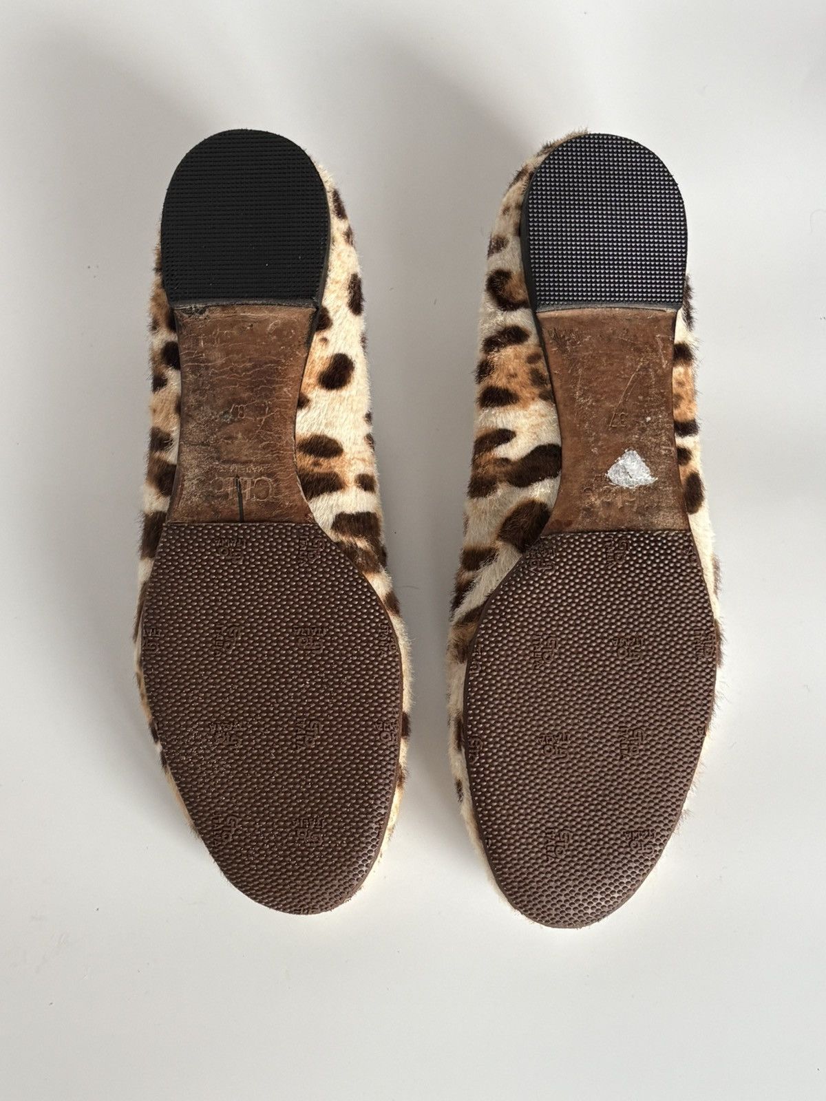 Chloe Chloe Leopard Print Calf Hair Scalloped Ballet Flats 37 US 7 Size US 7 / IT 37 - 11 Thumbnail