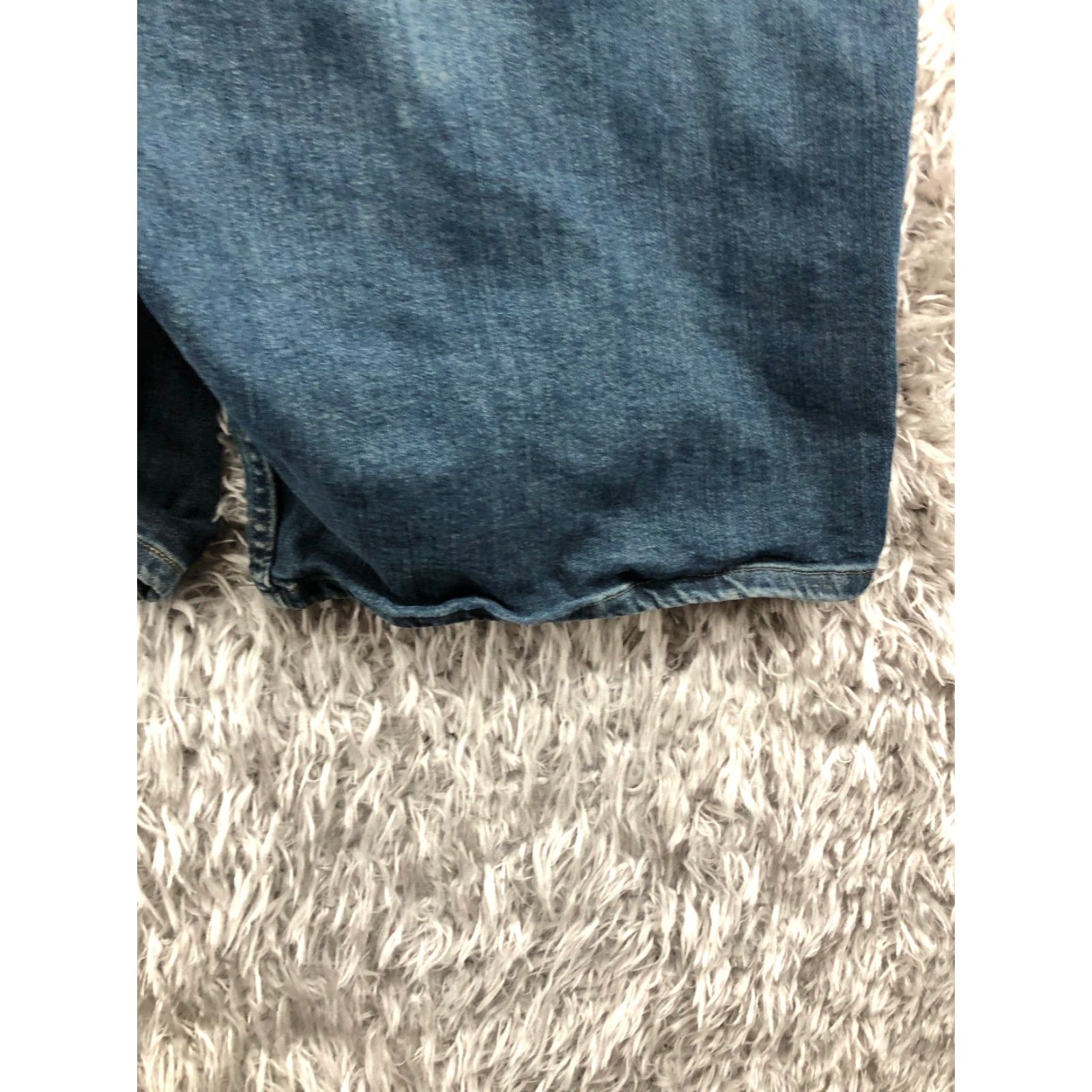 Wrangler Wrangler Shorts Mens 42 Mid Rise Dark Wash Denim Bermuda 5-Pocket Regular Blue Size US 42 / EU 58 - 7 Thumbnail