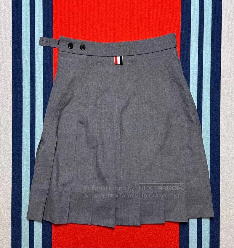 Thom Browne Thom Browne Pleated Skirt Size 26" / US 2 / IT 38 - 2 Thumbnail