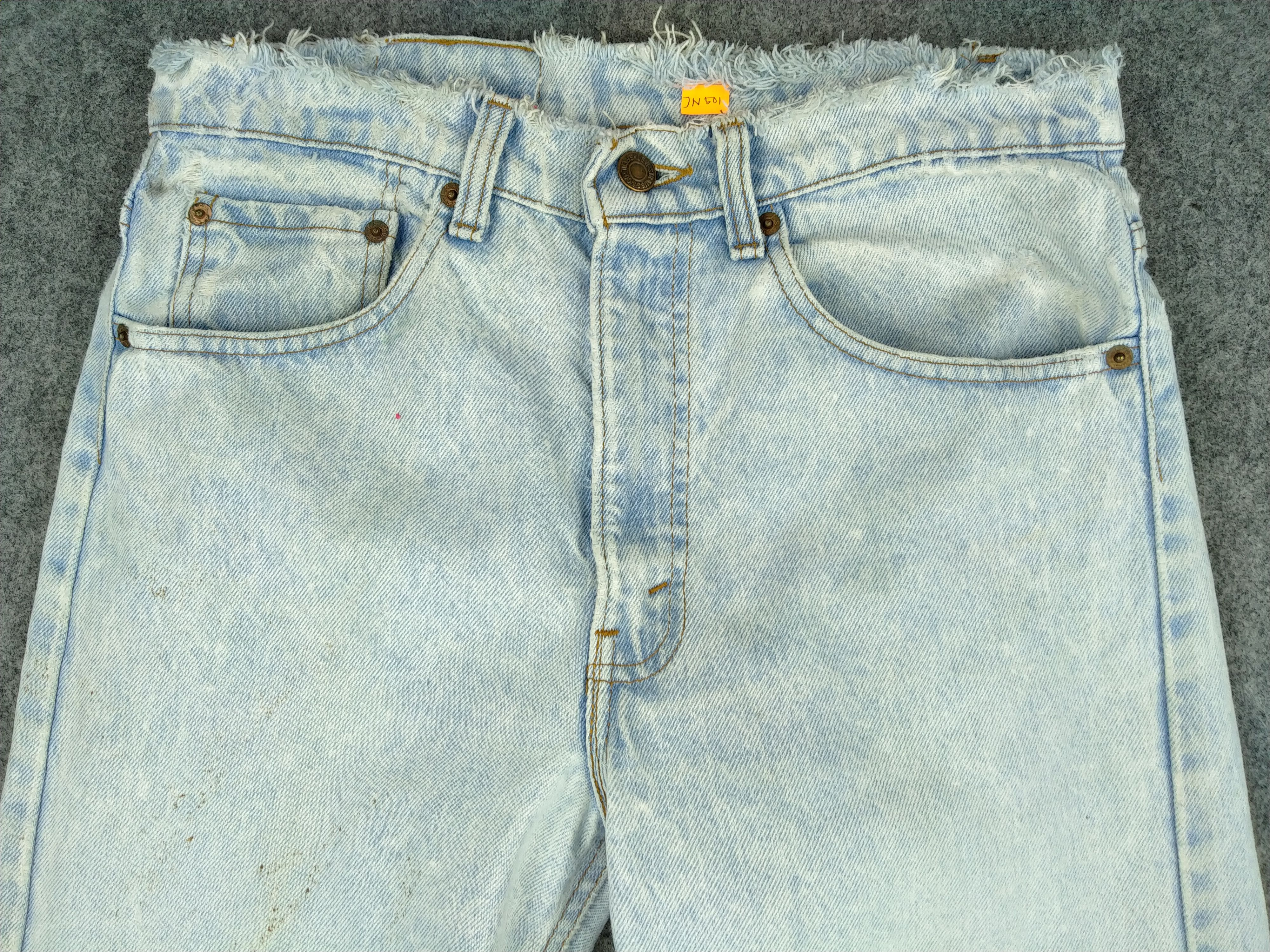 Levi's Light Wash Vintage Levi's 505 USA Denim 30x35 JN501 Size US 30 / EU 46 - 3 Thumbnail