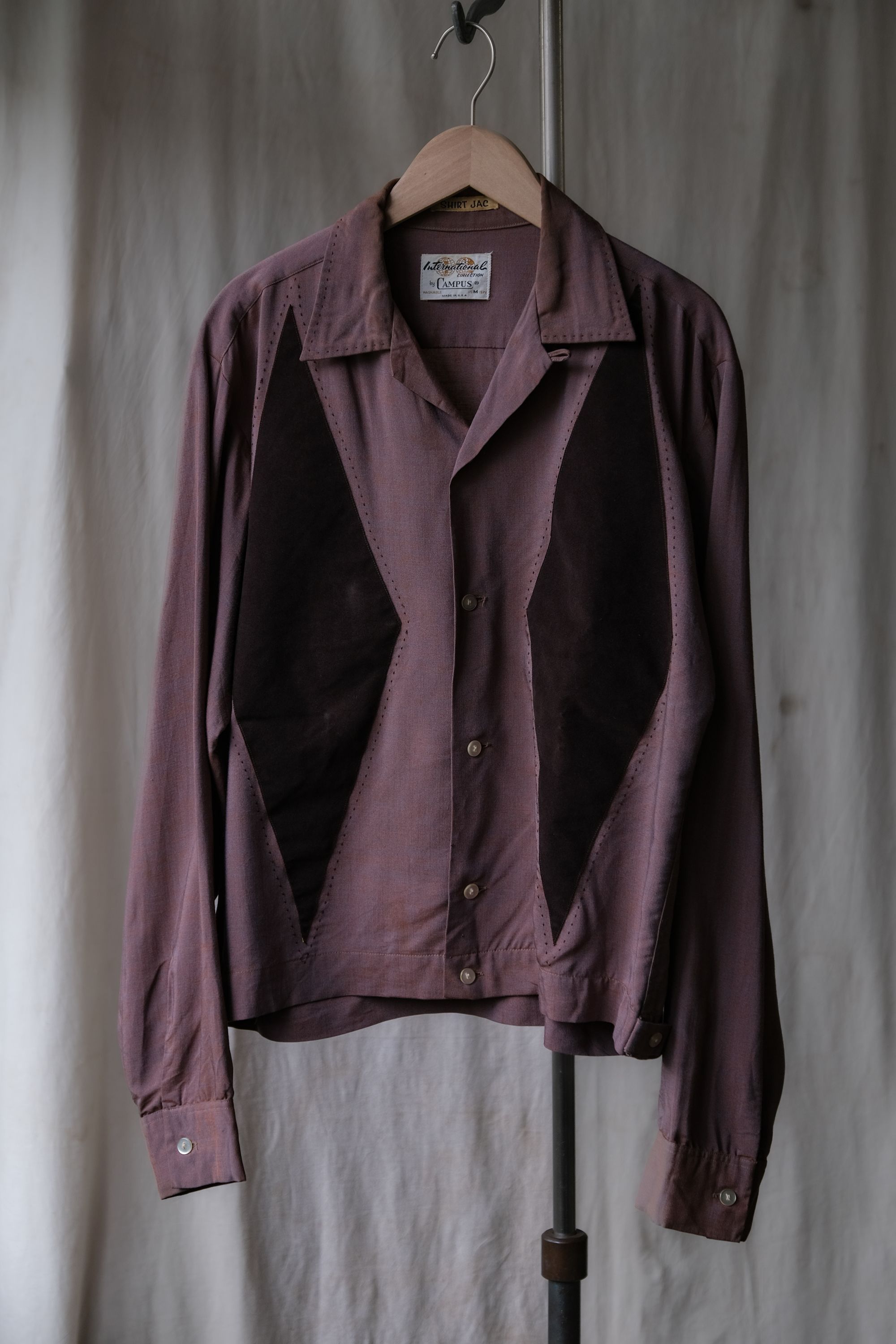 Vintage 1950’s CAMPUS 2-Tone Rayon Gabardine Velet Shirt Rockabilly Size US M / EU 48-50 / 2 - 1 Thumbnail