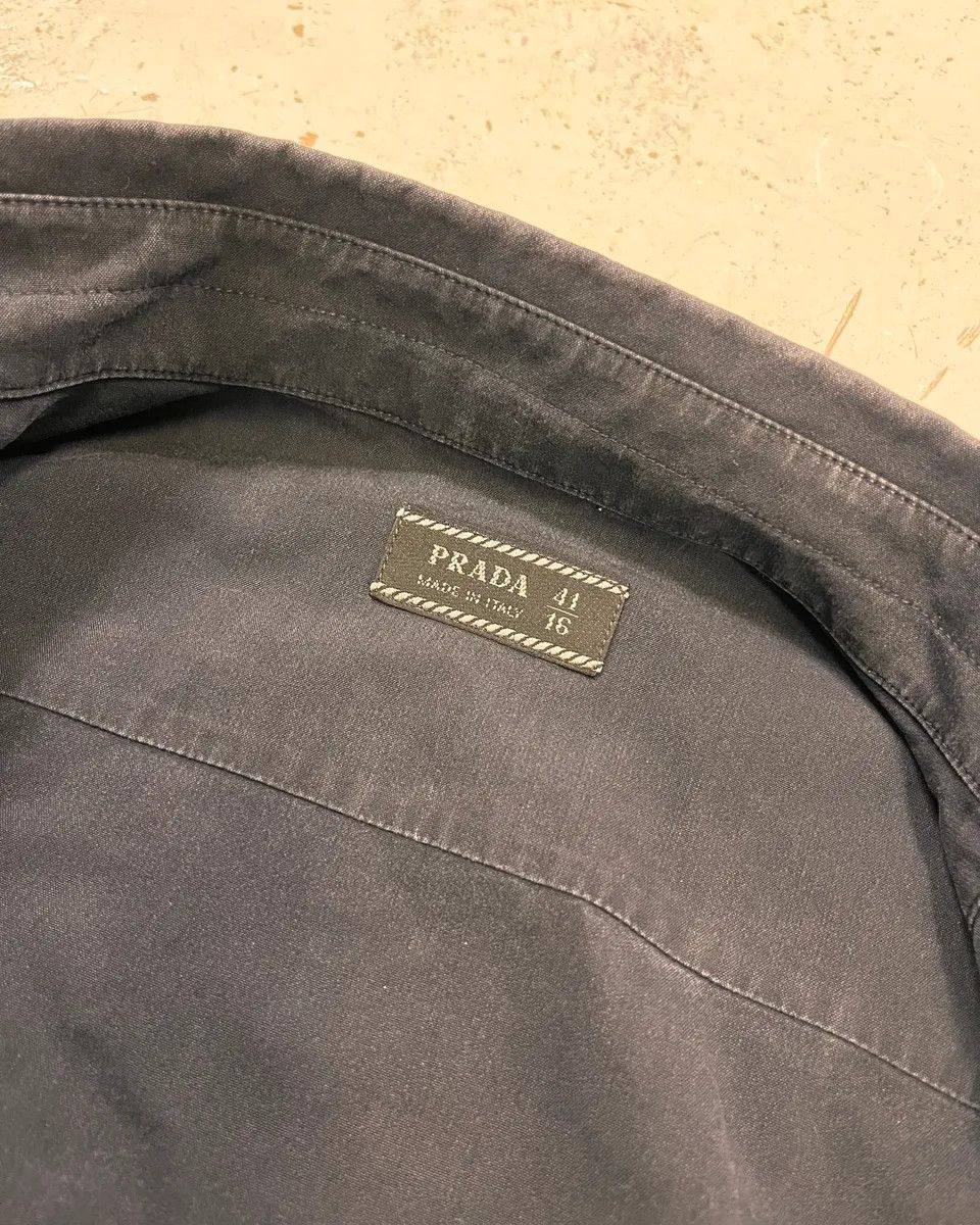 Prada Prada Navy Minimalist Shirt Size US L / EU 52-54 / 3 - 9 Thumbnail