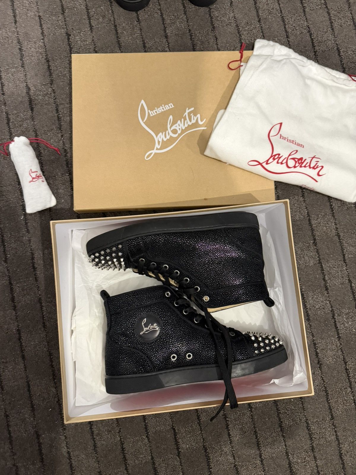 Christian Louboutin Christian Louboutin Lou Spikes Orlato Flat Suede Size US 10 / EU 43 - 12 Thumbnail