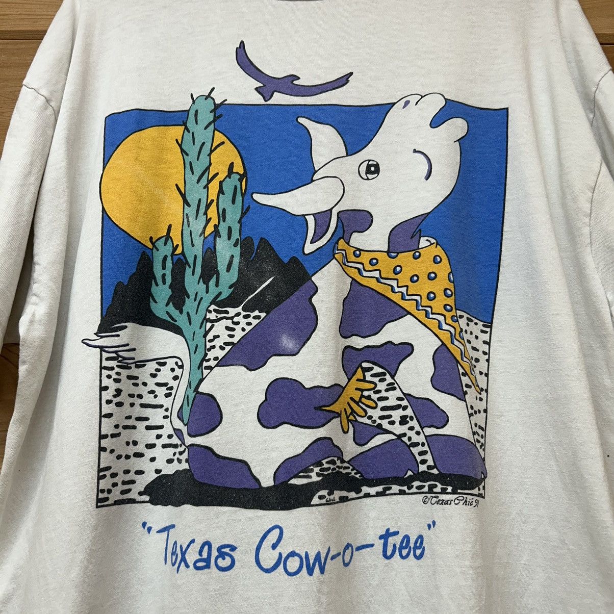 Vintage Vintage 1991 Texas “Cow-O-Tee” Funny Cow Art Style T Shirt Size US XL / EU 56 / 4 - 3 Thumbnail