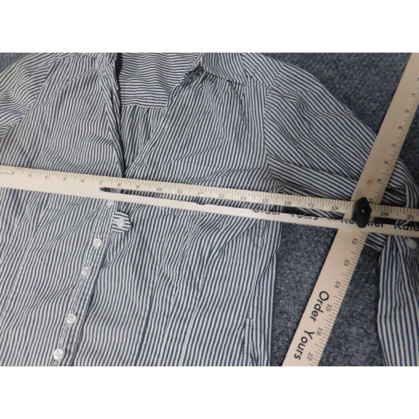 Apt. 9 Apt 9 Womens Blouse Small Gray Striped Button Down Shirt Casual Sleeve Collared Cotton Polyester Regular Basic Vintage No Size S / US 4 / IT 40 - 6 Thumbnail