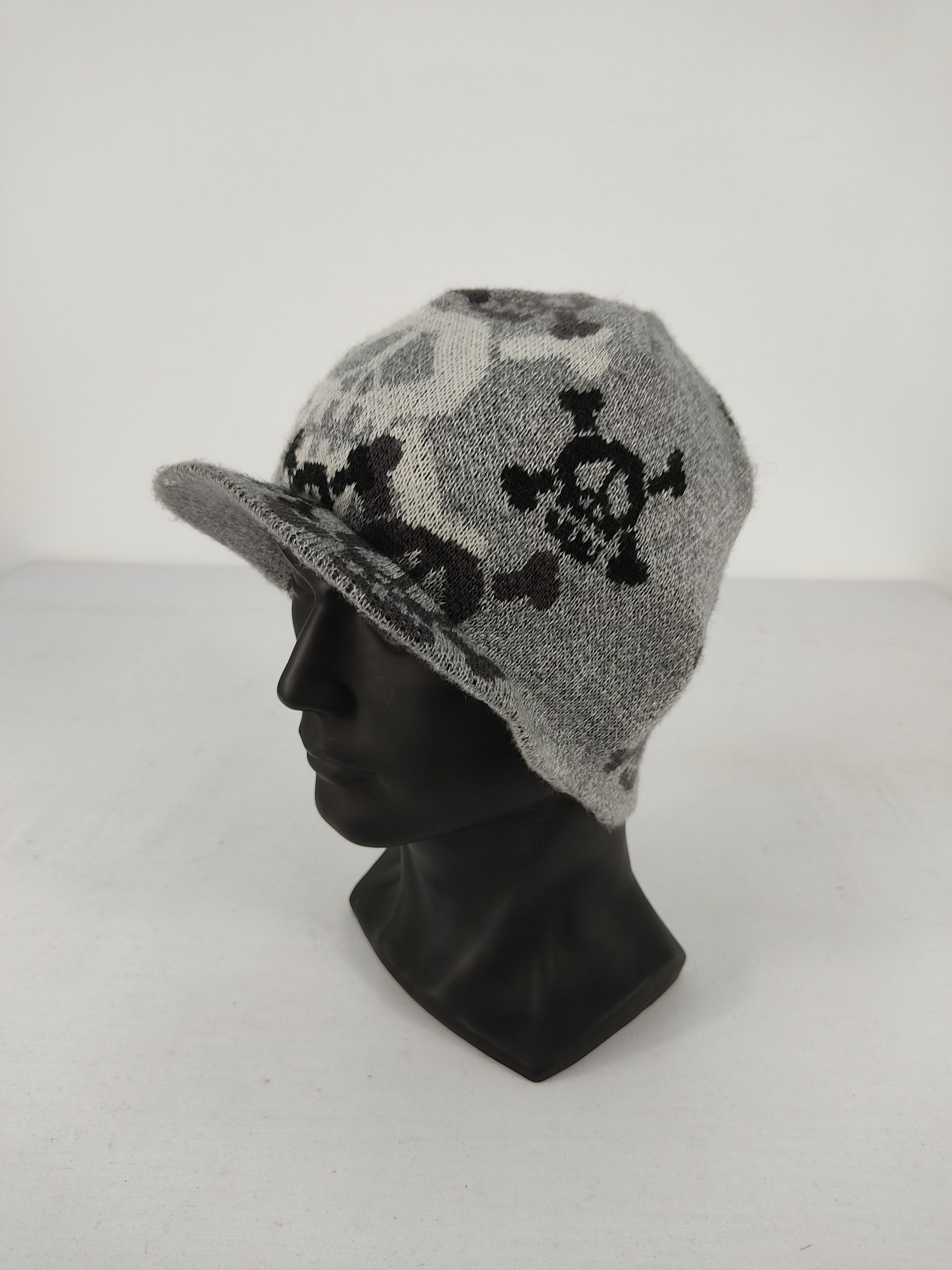 Japanese Brand Japanese Brand Blue Cross Skull Cap / Snow Hat / Snow Cap Size ONE SIZE - 1 Thumbnail