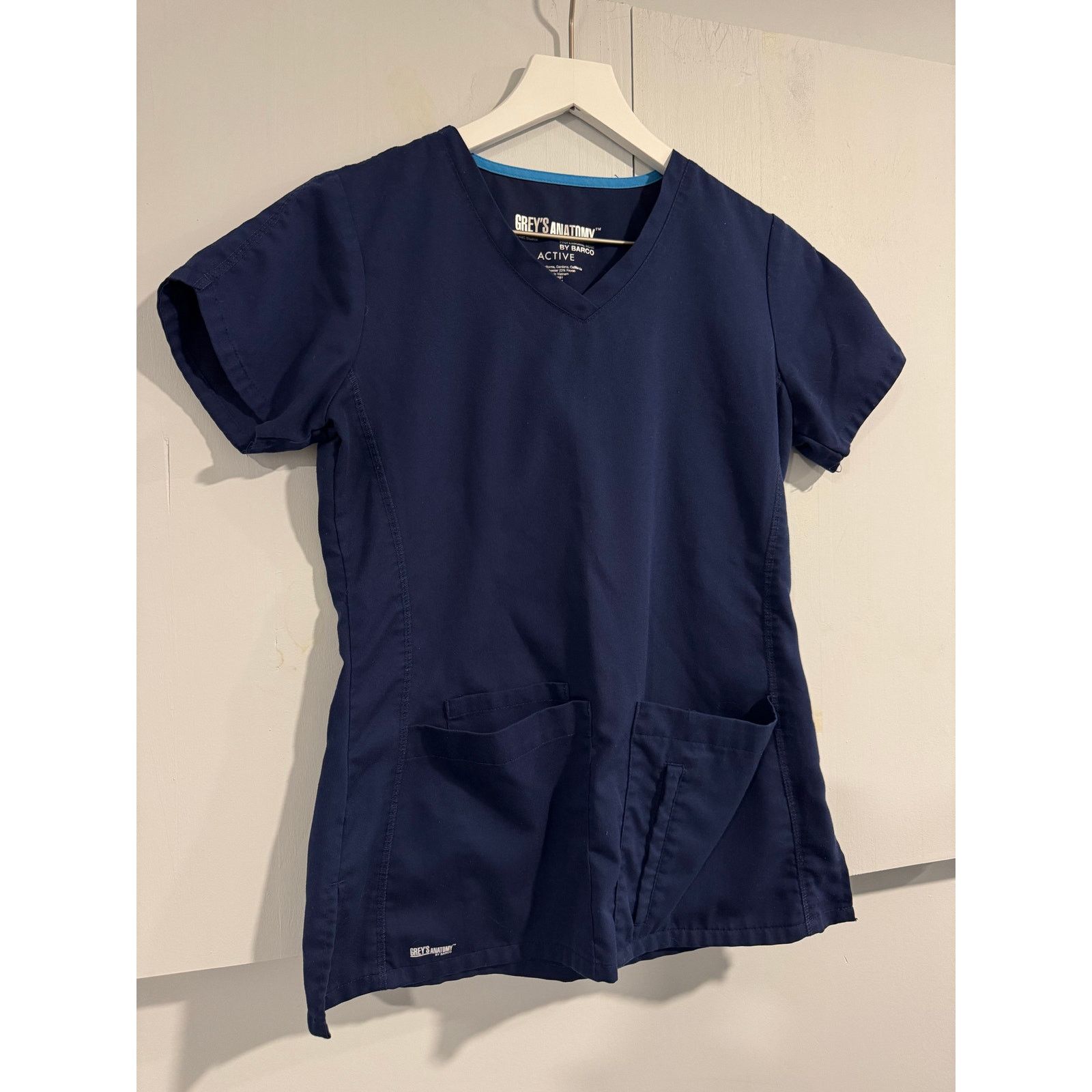 Other Greys Anatomy Navy Blue Scrub Top Size XS Size XS / US 0-2 / IT 36-38 - 3 Thumbnail
