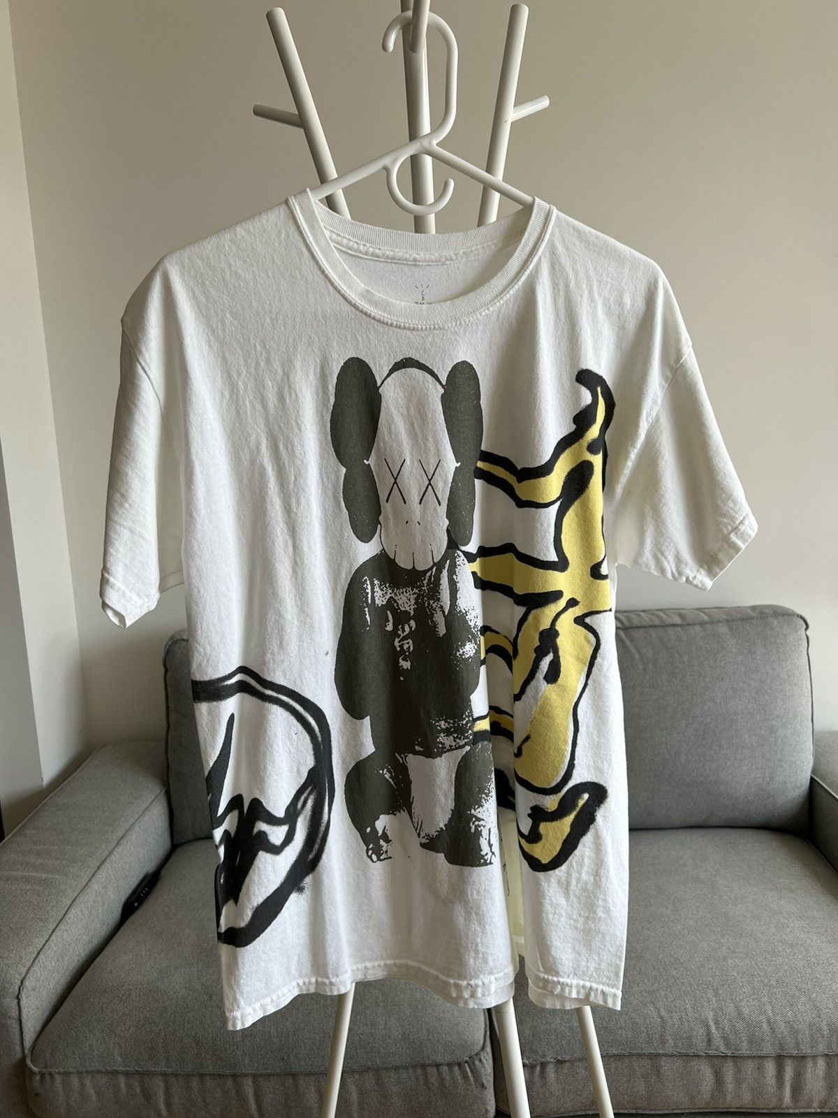 travis scott x kaws x fragment