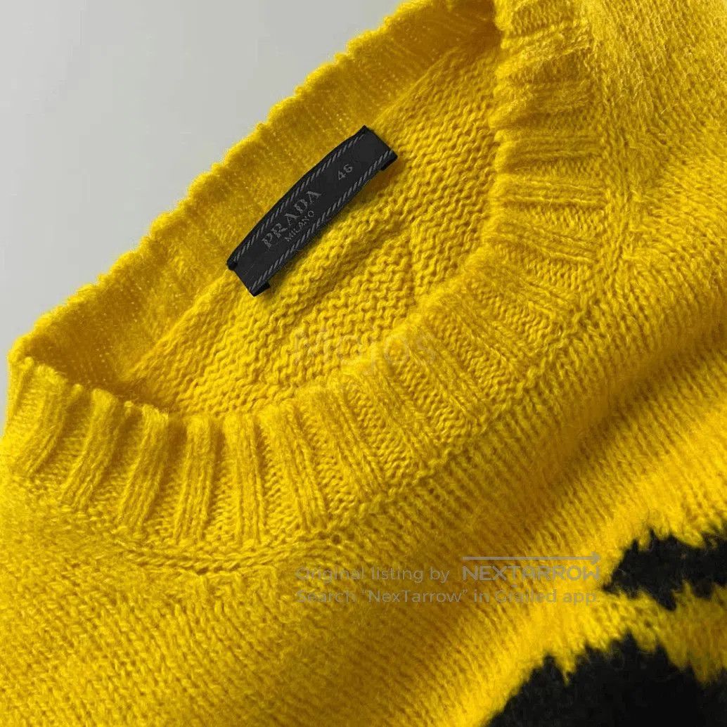 Prada Sz 46 Prada Triangle Logo Knitwear. Size US S / EU 44-46 / 1 - 5 Thumbnail