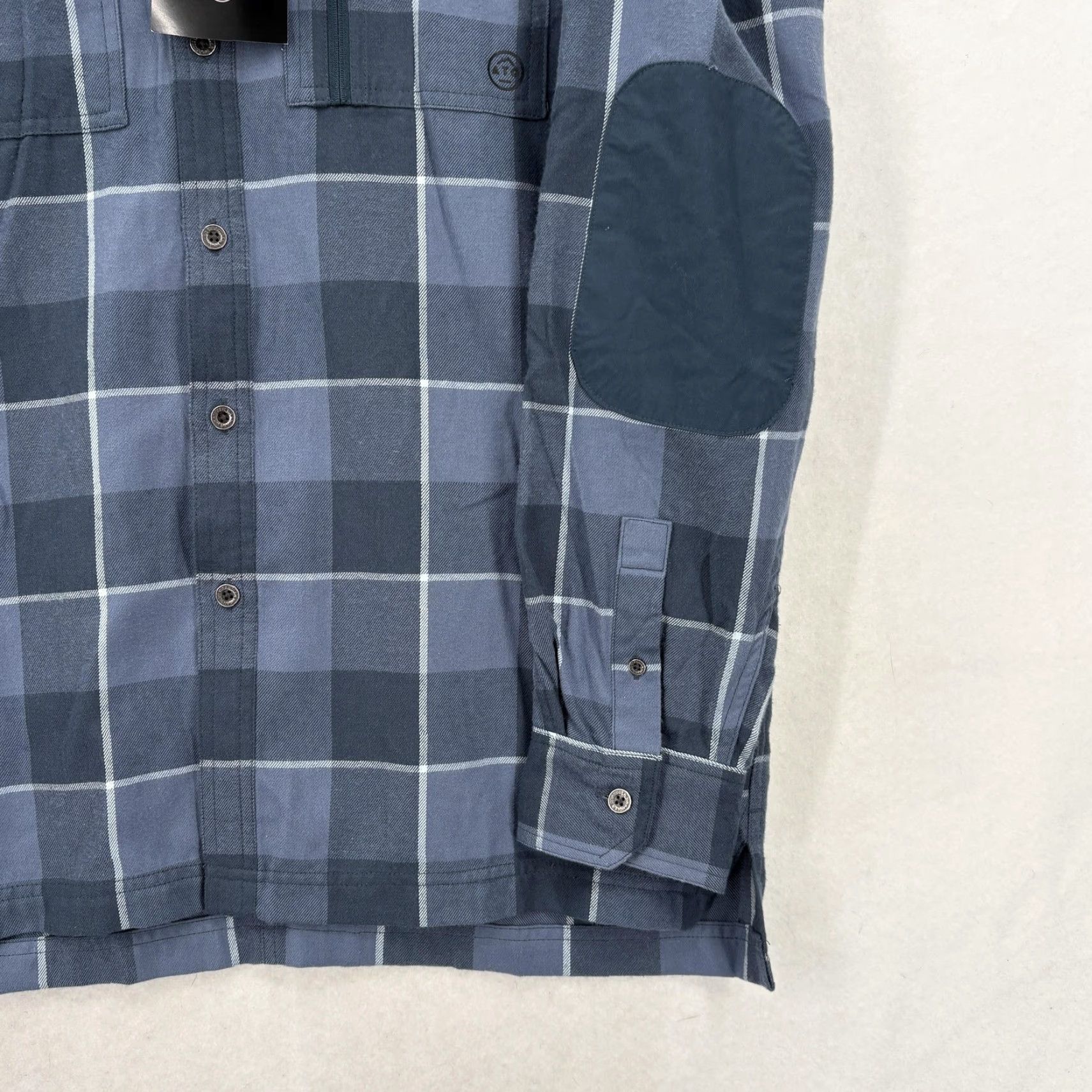 Wrangler Wrangler ATG Shirt Mens Large Blue Plaid Long Sleeve Flannel UV Protection Trail Size US L / EU 52-54 / 3 - 3 Thumbnail