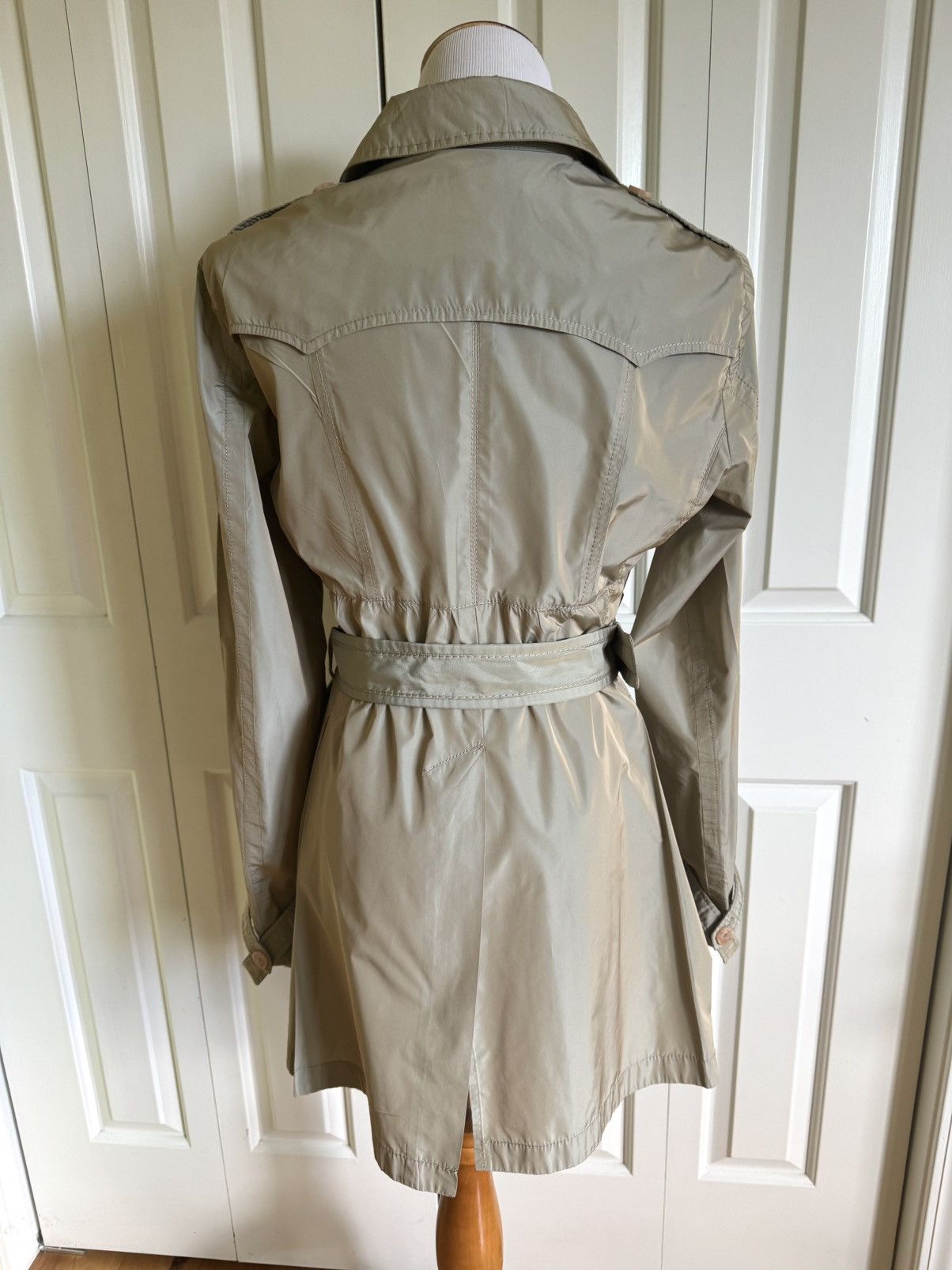 Costume National CNC COSTUME NATIONAL Women Beige Trench Jacket 8-10 EUC Size M / US 6-8 / IT 42-44 - 2 Thumbnail
