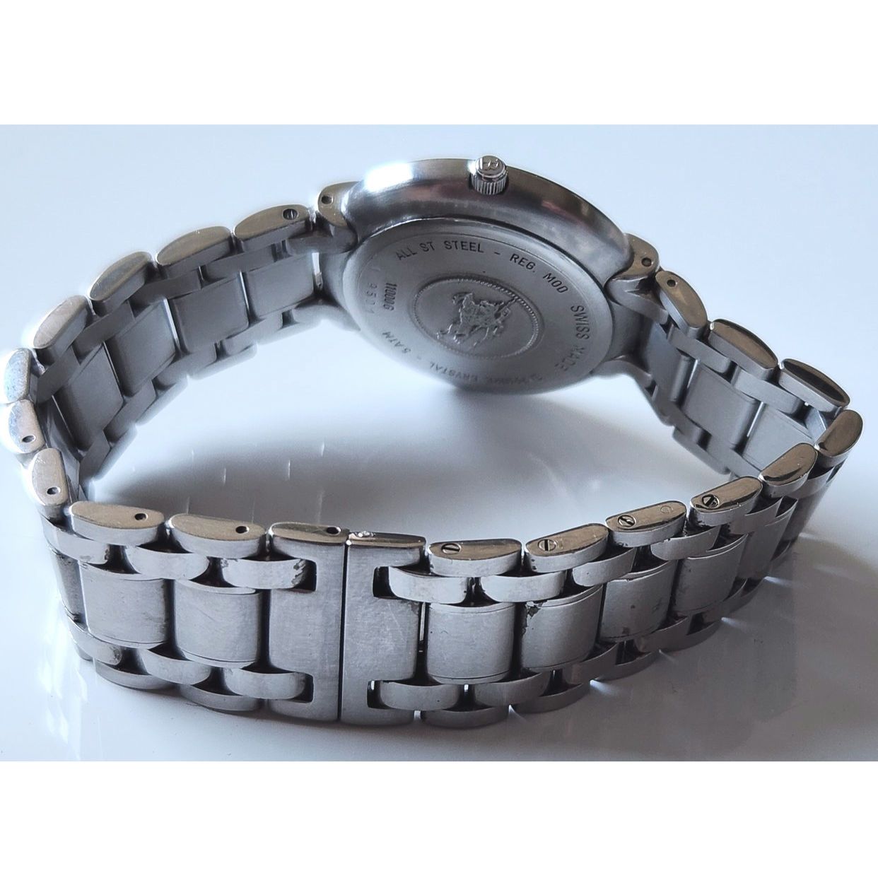 Vintage Burberry 11000G 35mm Watch for Men or Women