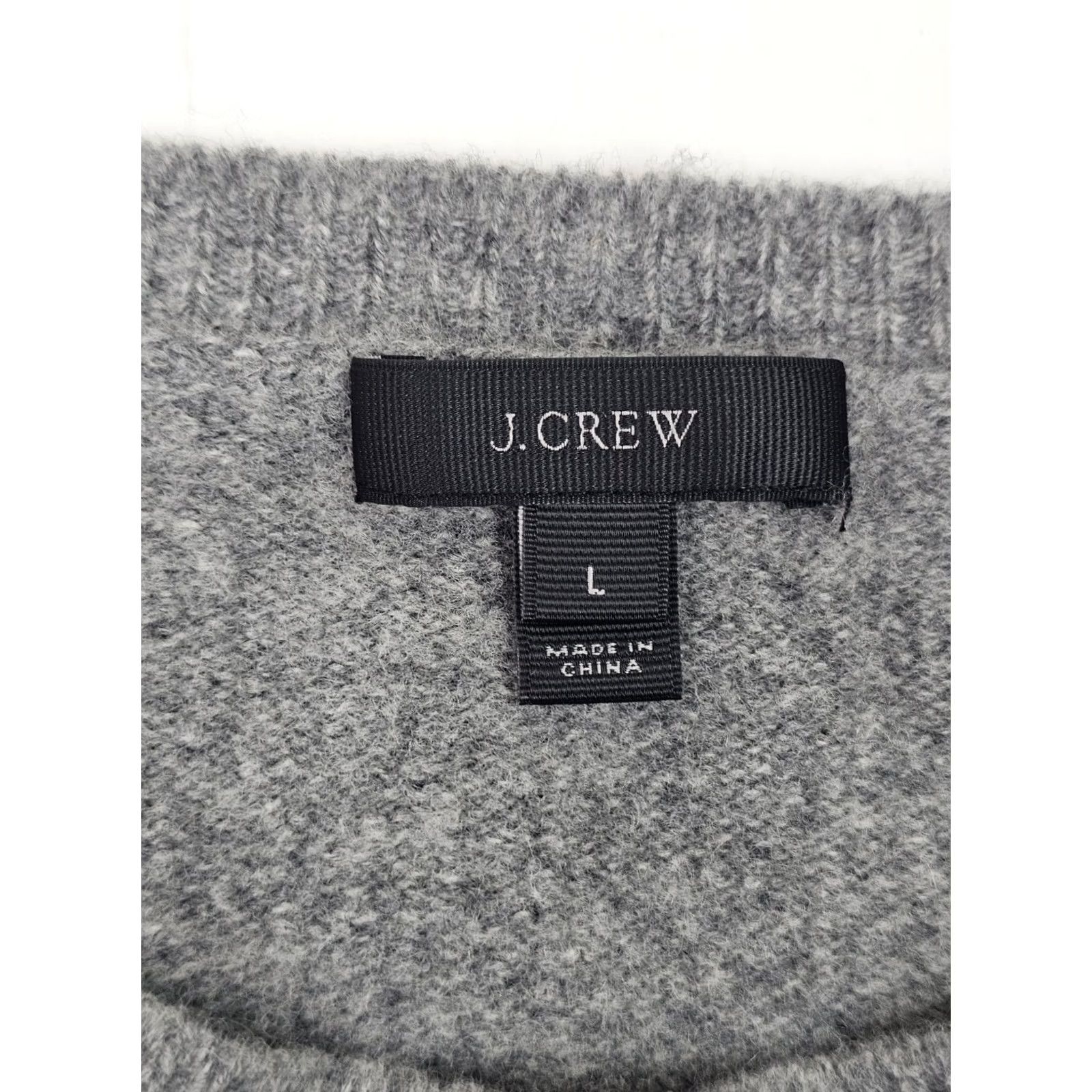 J.Crew J. Crew 100% Wool Pullover Crew Neck Sweater Women L Gray Pink Braid Rhinestone Shirt Adult L Gray Wool Crew Neck Rhinestone Size L / US 10 / IT 46 - 3 Thumbnail