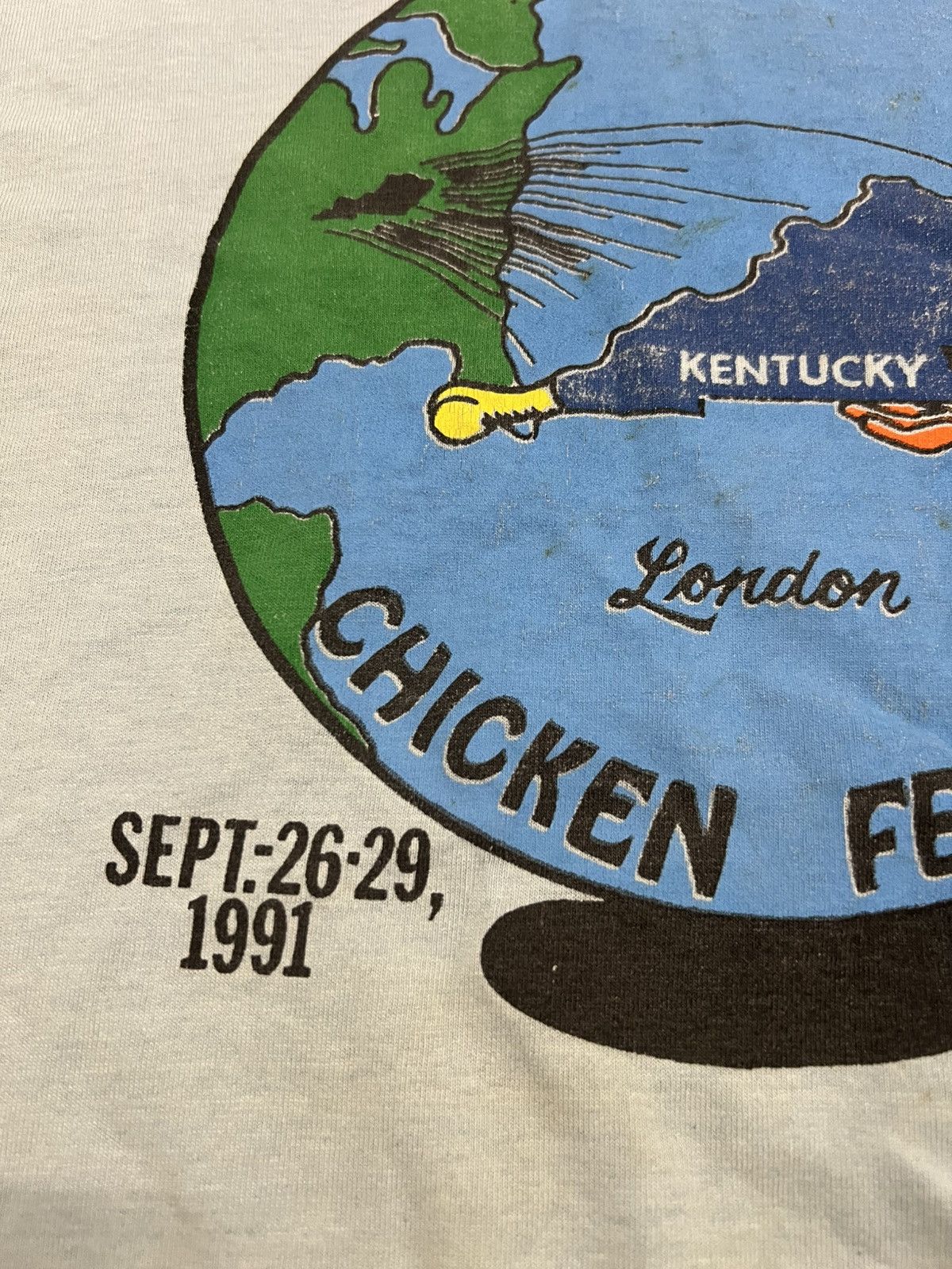 Vintage 1992 Vintage chicken festival tee Size US XL / EU 56 / 4 - 4 Thumbnail