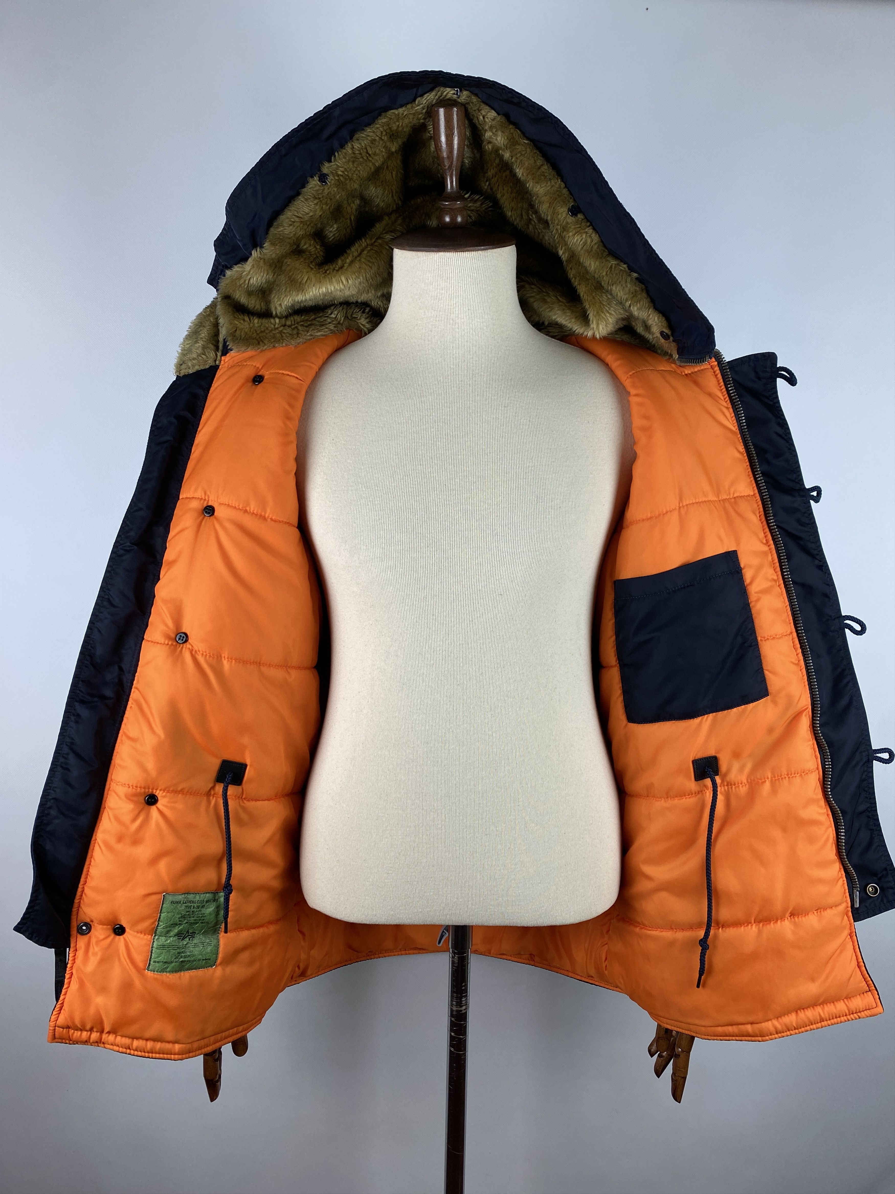 Alpha Industries Men`s ALPHA INDUSTRIES EXTREME COLD WEATHER PARKA TYPE N-3B Size US M / EU 48-50 / 2 - 15 Thumbnail