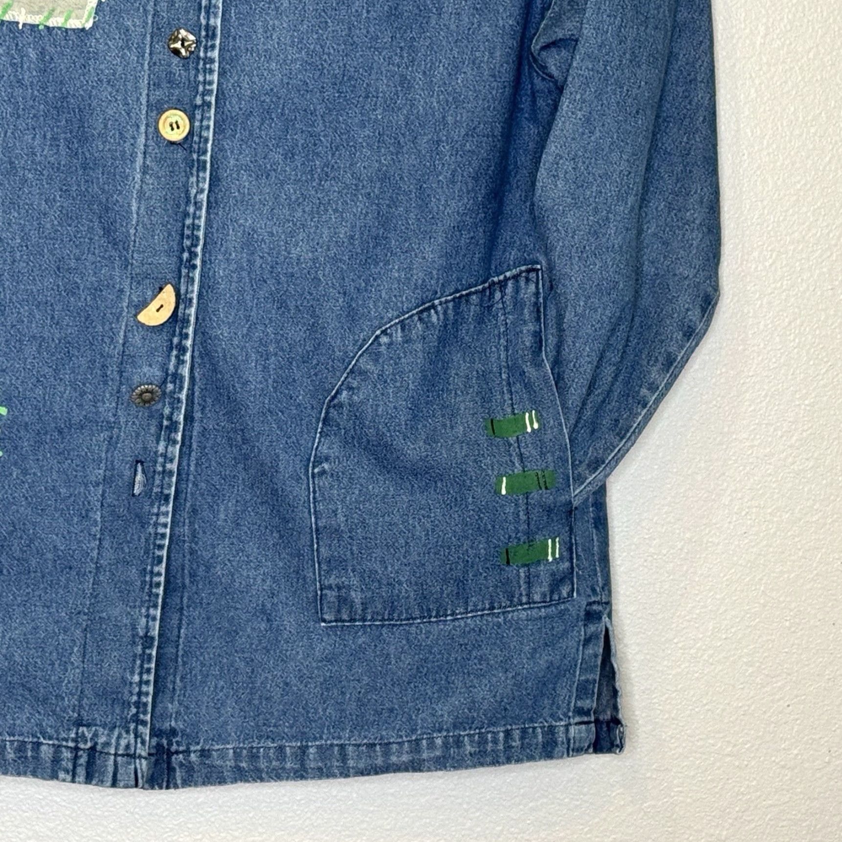 Vintage VINTAGE On the Rocks Womens Artsy Jean Jacket Medium Button Front Collarless USA Denim Jacket Blue 20" Armpit to Armpit 28" Length Mens Girls Womens Size 32" / US 10 / IT 46 - 4 Thumbnail