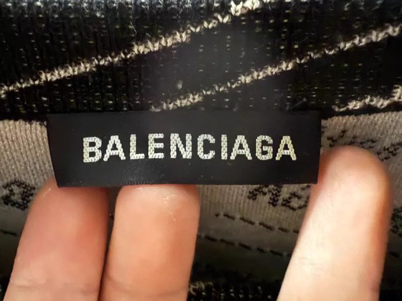 Balenciaga Balenciaga Dense logo printing long sleeves 2504-Nextarrow Size US S / EU 44-46 / 1 - 5 Thumbnail