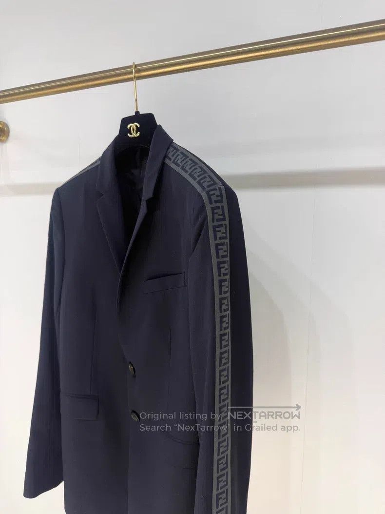 Fendi Fendi FF Wool Blazer Jacket with Side Stripe Size M / US 6-8 / IT 42-44 - 3 Thumbnail