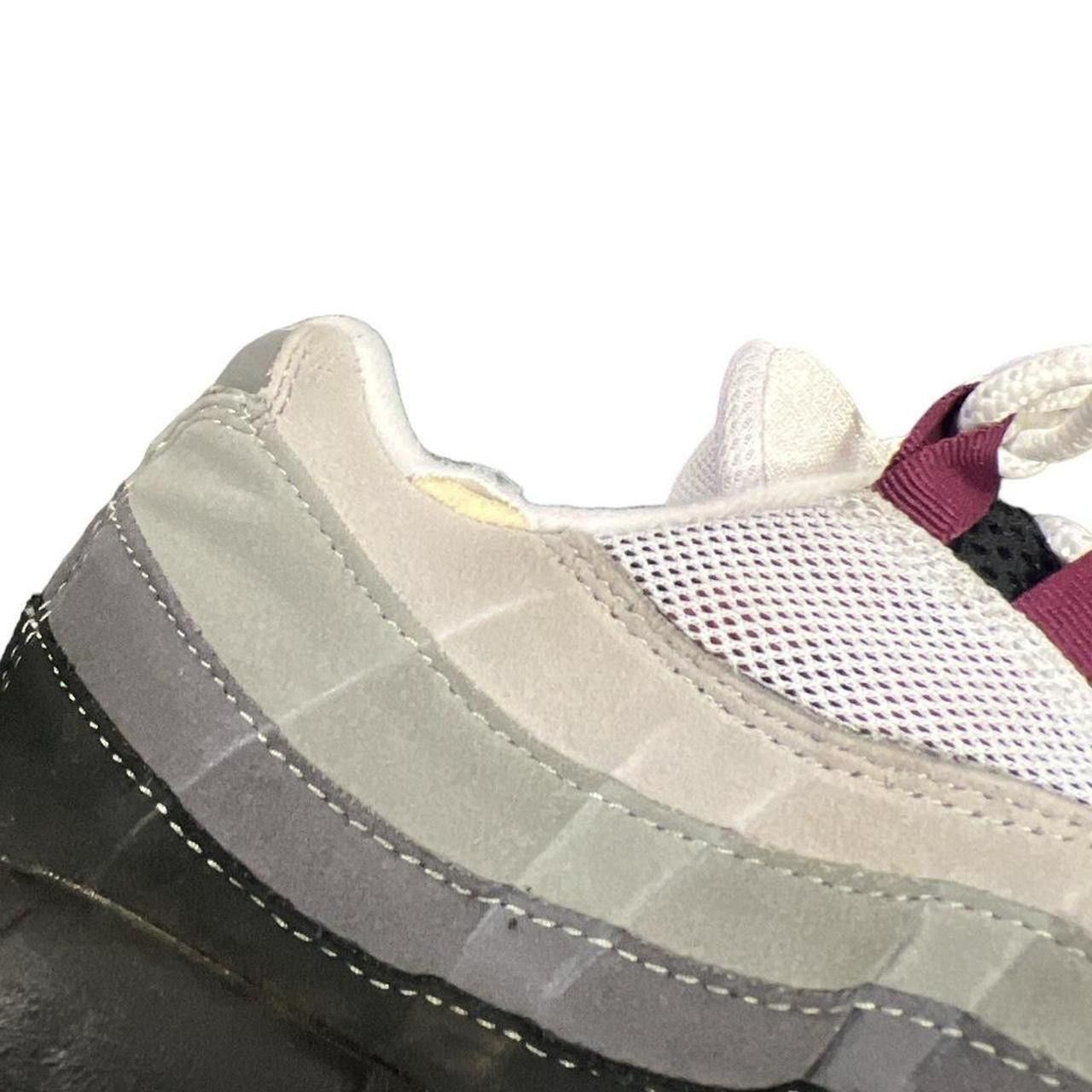 Nike Nike Air Max 95 Dark Beetroot Size US 7.5 / EU 40.5 / UK 6.5 Size US 7.5 / EU 40-41 - 8 Thumbnail