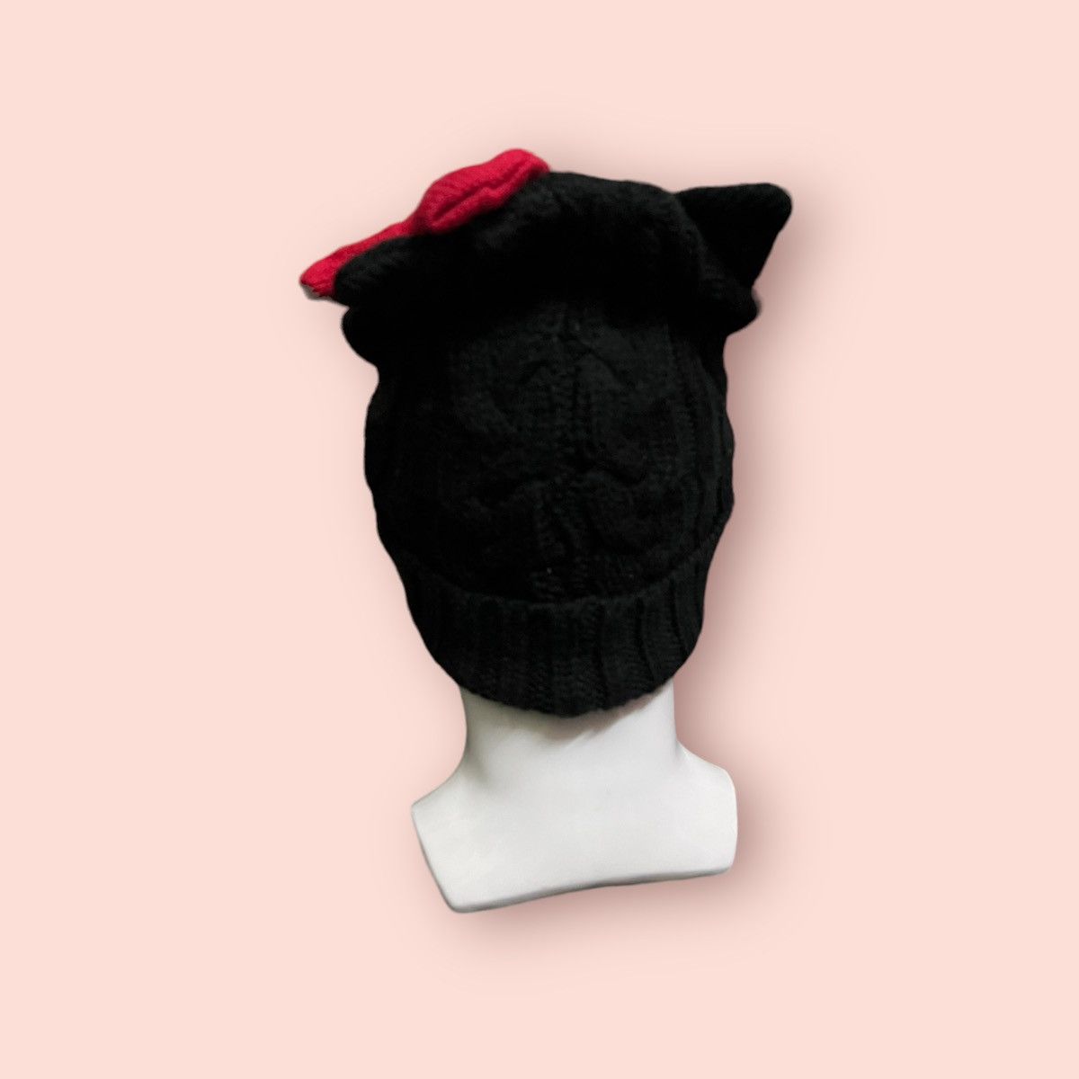 Anime × Cartoon Network × Japanese Brand RARE HELLO KITTY CAT EARS RED RIBBON KNITTED BEANIE Size ONE SIZE - 15 Thumbnail