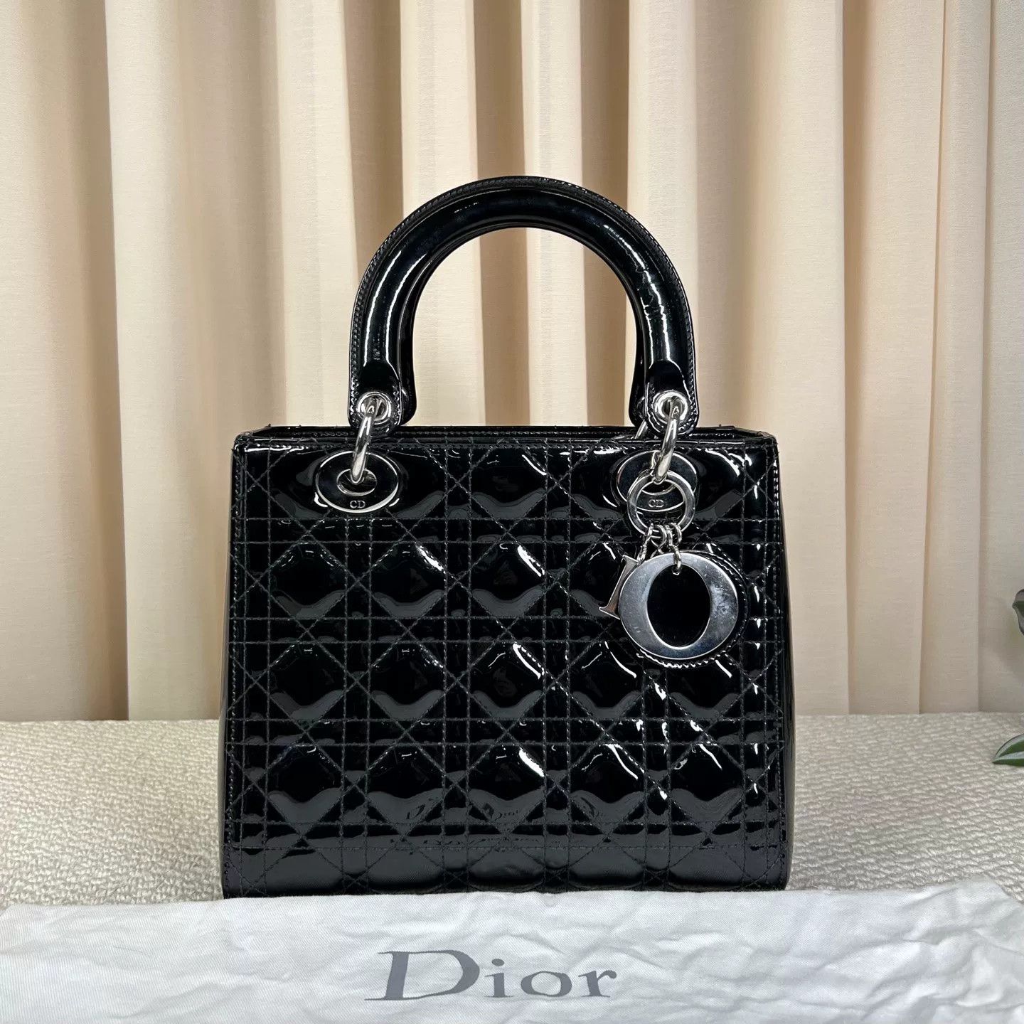 Dior Pre-loved Bag Very good condition Size ONE SIZE - 1 Thumbnail