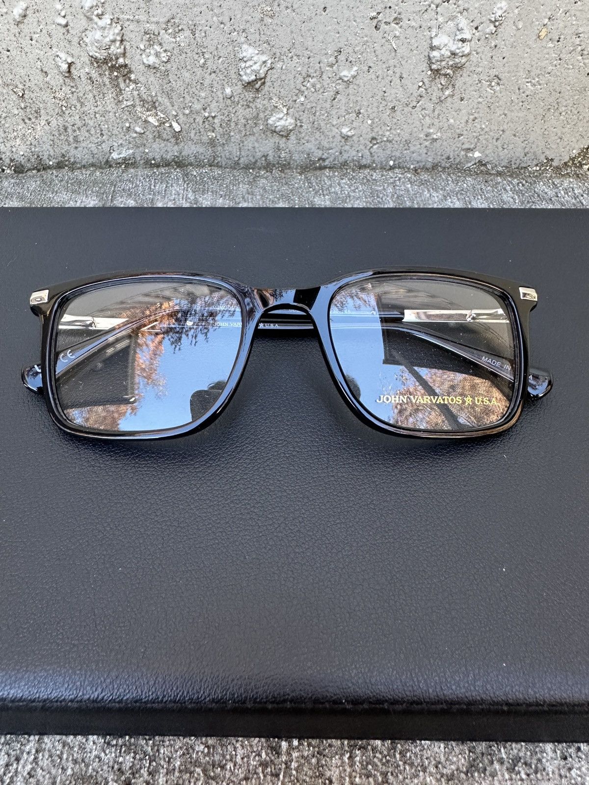 John Varvatos VJVC019 Black Glasses 52-21-145 Size ONE SIZE - 1 Thumbnail