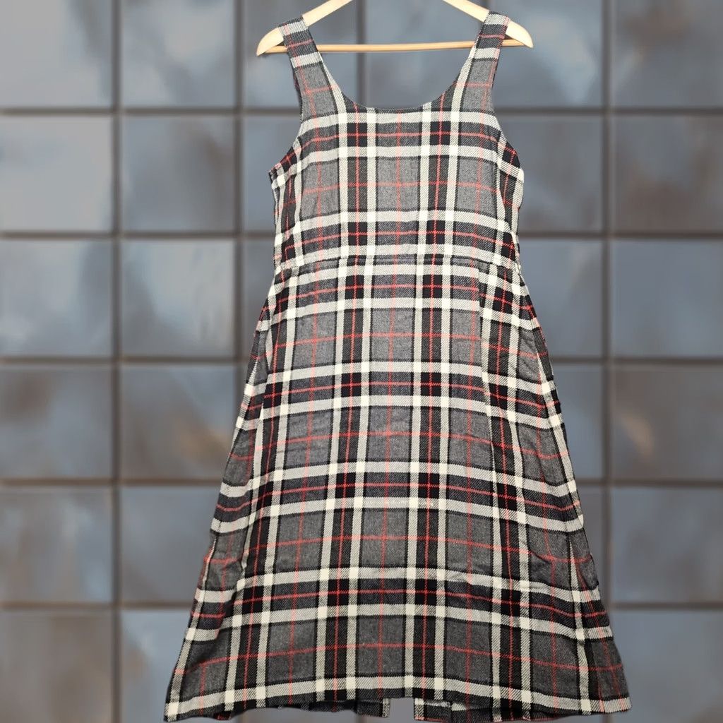 Vintage VINTAGE Sasson Dress Jumper Womens 12/13 Black Red Plaid Wool Made in Hong Kong Dress A-Line Sleeveless Knee Length Button Front Womens Size XL / US 12-14 / IT 48-50 - 1 Thumbnail