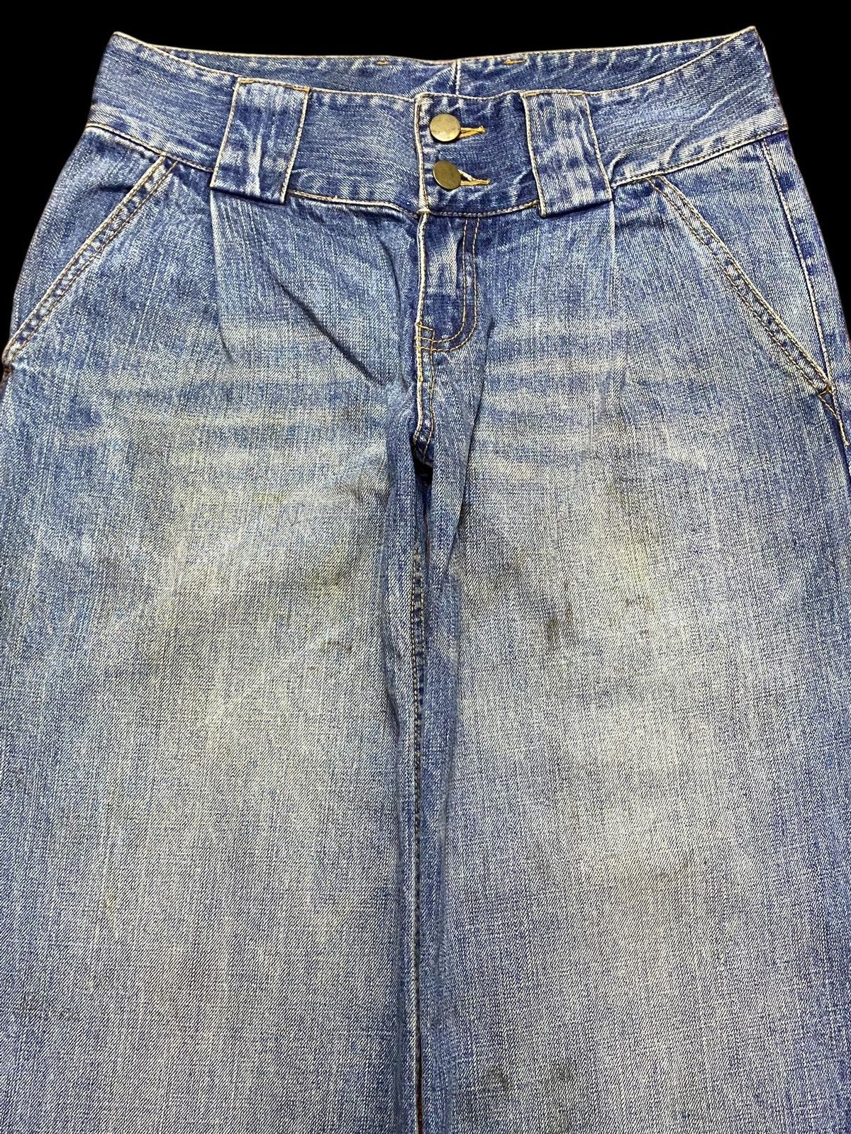 Japanese Brand Vintage Japanese Brand Sweat & Tailoring Dirty Baggy Jeans Size US 29 - 3 Thumbnail
