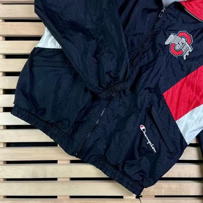 Champion × Vintage Mens Bomber Jacket Champion Vintage Size L Size US L / EU 52-54 / 3 - 3 Thumbnail