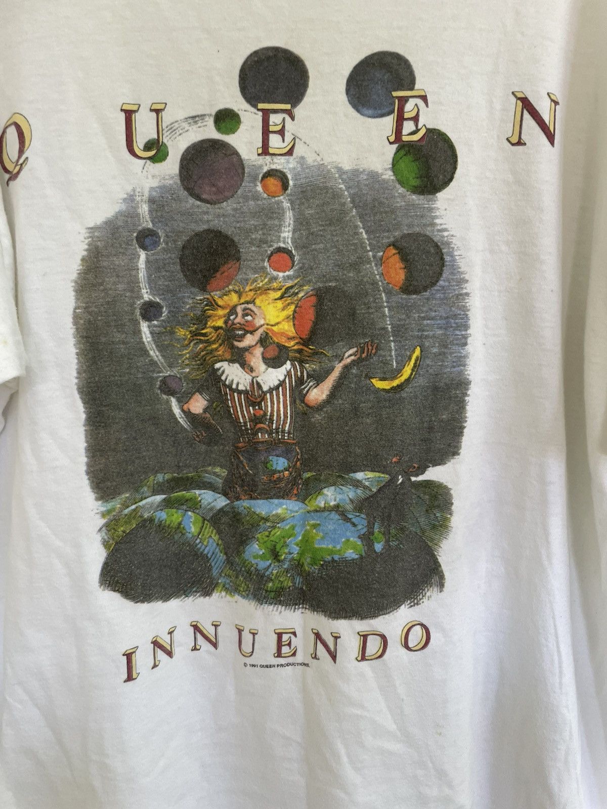 Band Tees Vintage 90s Queen Innuendo Studio Album promo t shirt Size US XL / EU 56 / 4 - 4 Thumbnail