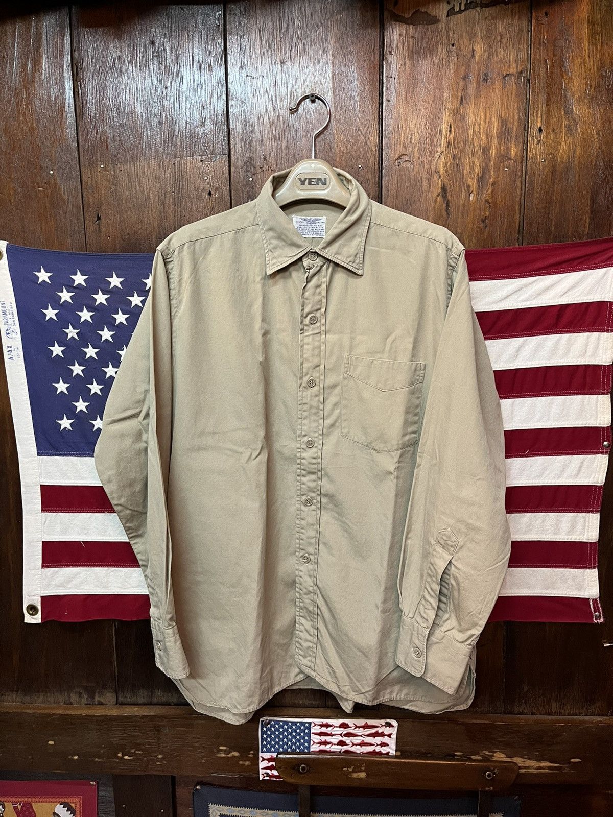 Other Vintage 1950s USAF Cotton Twill Shirt – Korean War Era Size US L / EU 52-54 / 3 - 1 Thumbnail