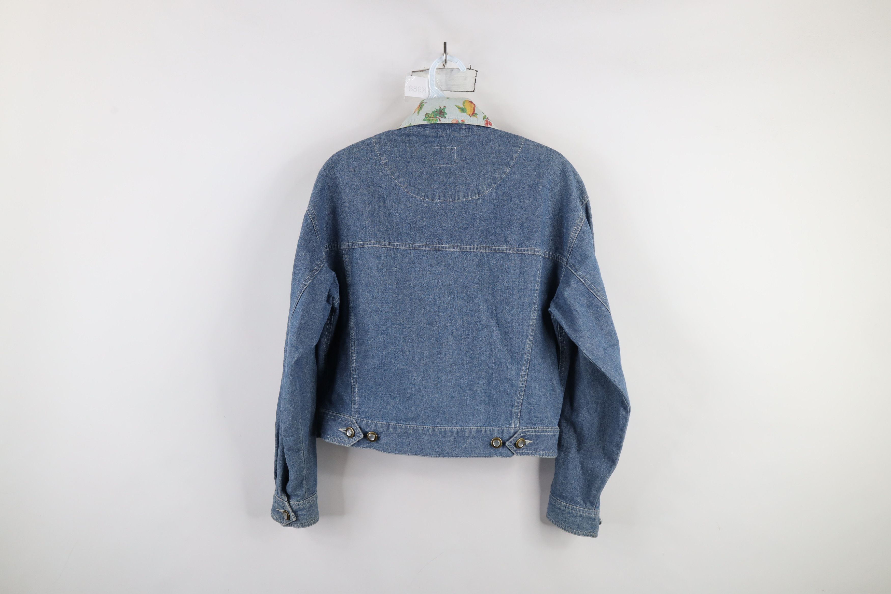 Vintage Vintage 90s Streetwear Flower Chambray Denim Trucker Jacket Size S / US 4 / IT 40 - 14 Thumbnail